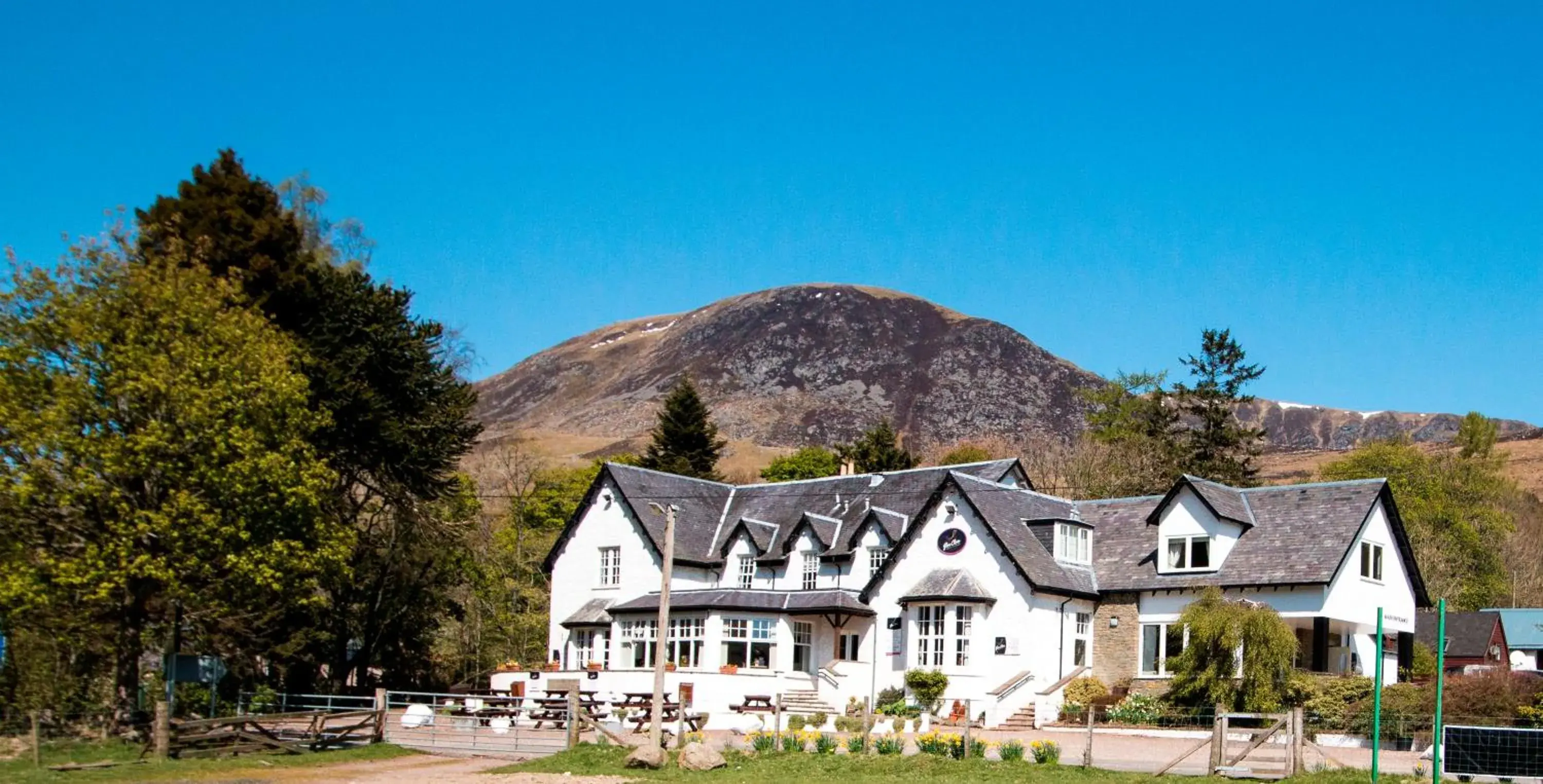 Glen Clova Hotel & Luxury Lodges Glen Clova Hotel & Luxury Lodges