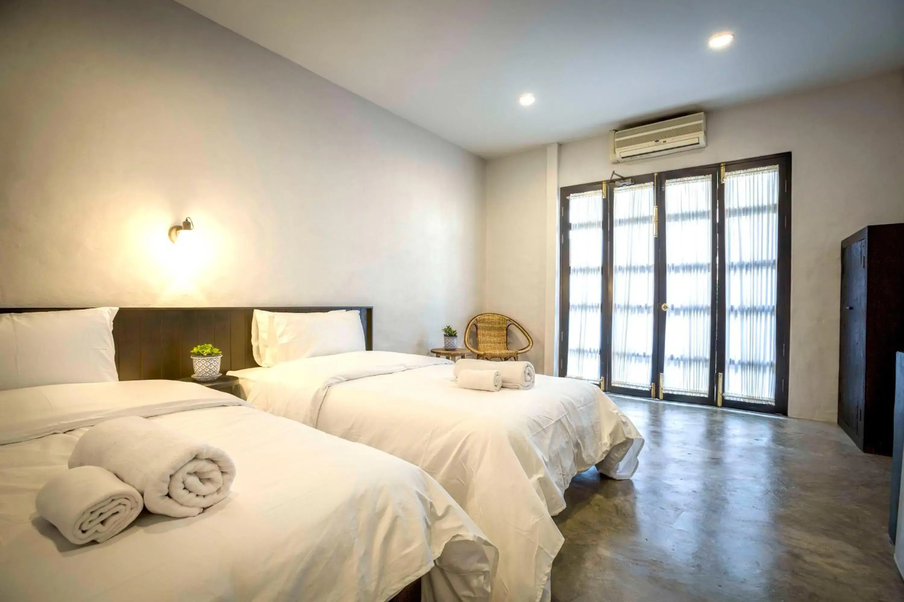 Deluxe Twin Room in Chotana Villa Hotel Chiang Mai Deluxe Twin Room in Chotana Villa Hotel Chiang Mai