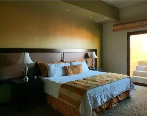 Suite in Hotel 1915 INN & SUITES Suite in Hotel 1915 INN & SUITES