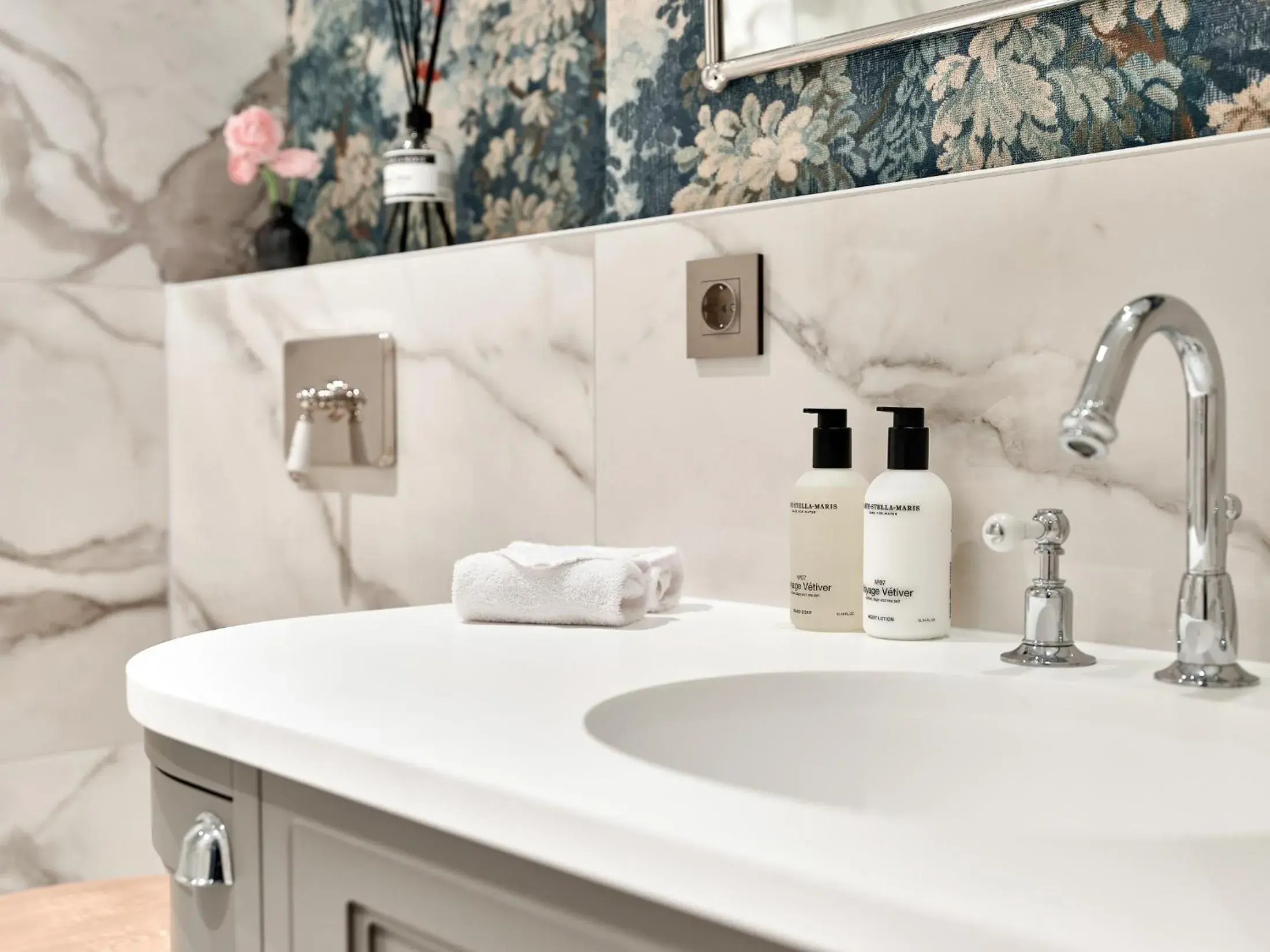 Ambassador Suite in Good Seasons Hotel Den Bosch Ambassador Suite in Good Seasons Hotel Den Bosch