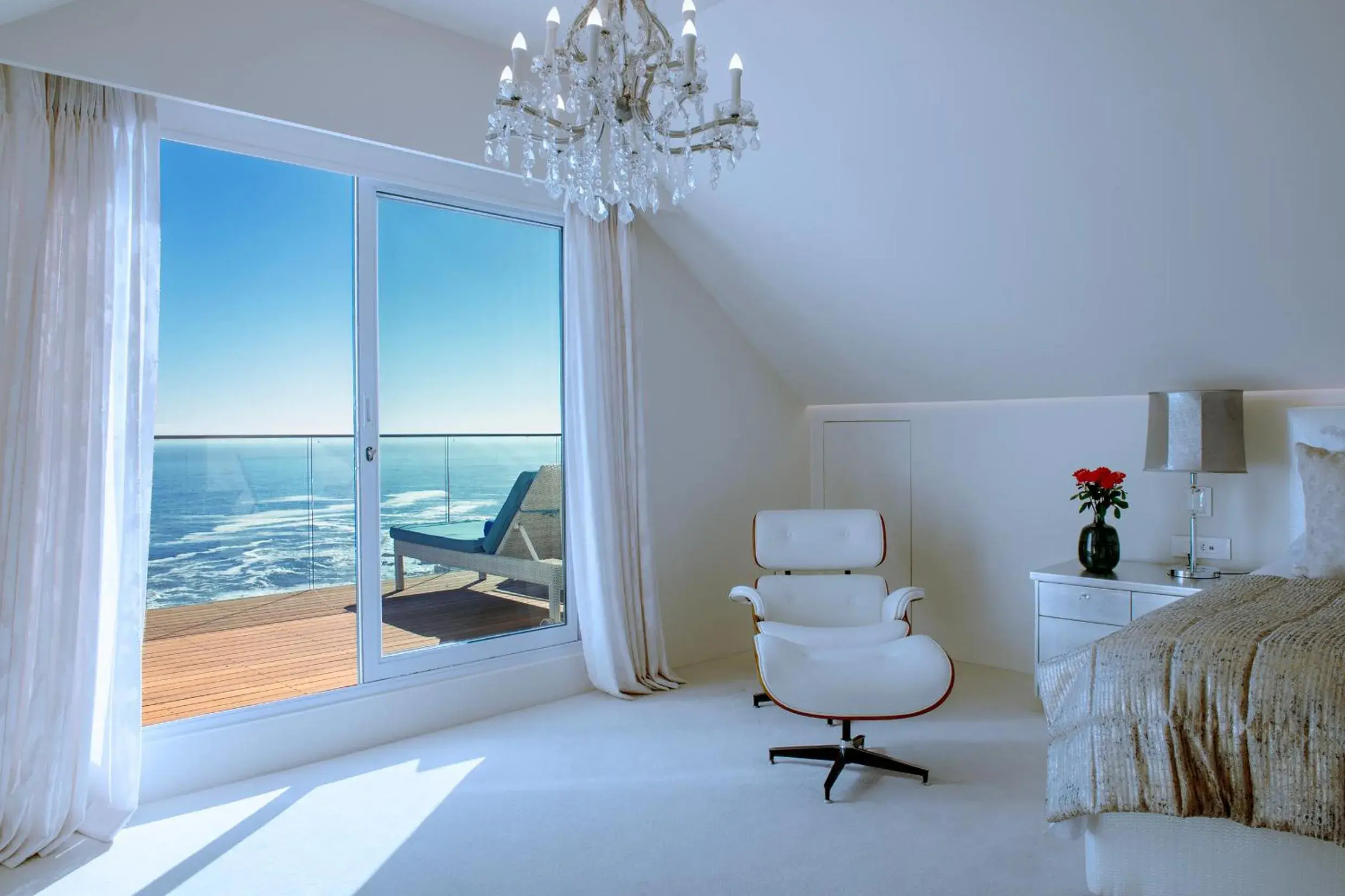 Superior Suite with Seaview in The Clarendon - Bantry Bay Superior Suite with Seaview in The Clarendon - Bantry Bay