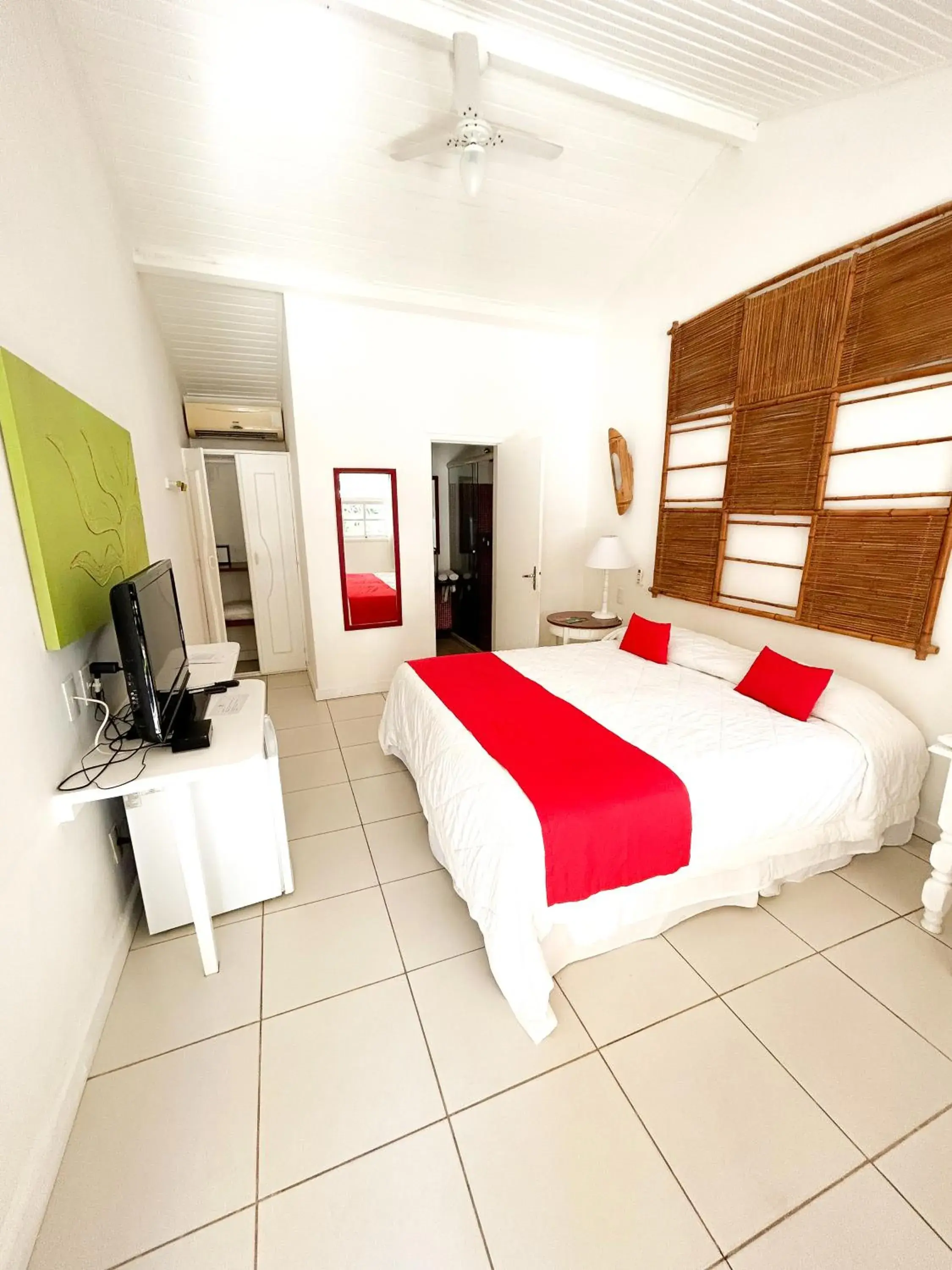 Standard Room without Balcony in Pousada Bucaneiro Standard Room without Balcony in Pousada Bucaneiro