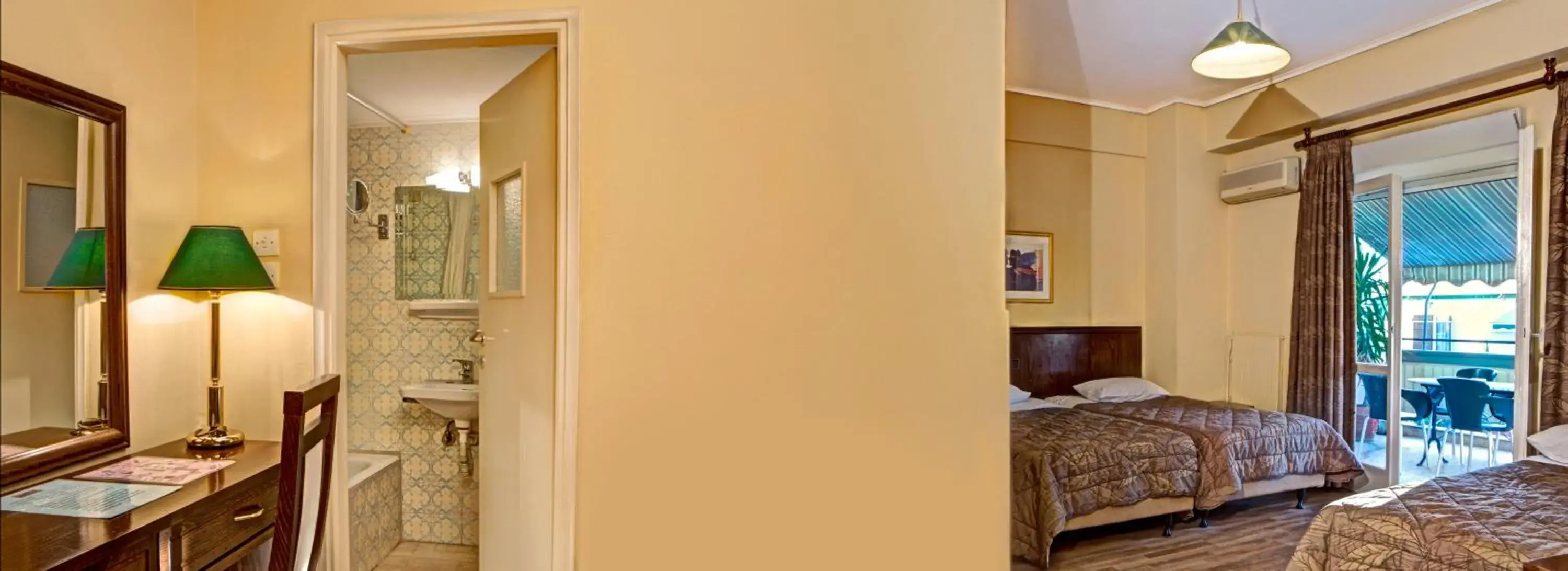 Nicola Hotel Nicola Hotel