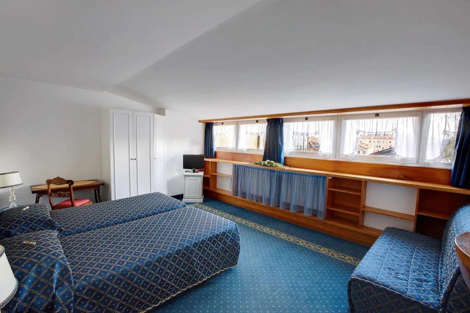 Triple Room in Ca' Angeli Triple Room in Ca' Angeli