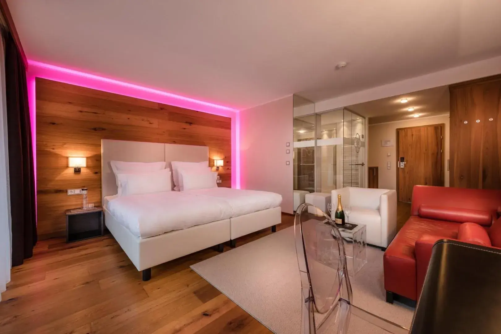 Superior Double Room in Alpinresort ValSaa - Sport & Spa Superior Double Room in Alpinresort ValSaa - Sport & Spa