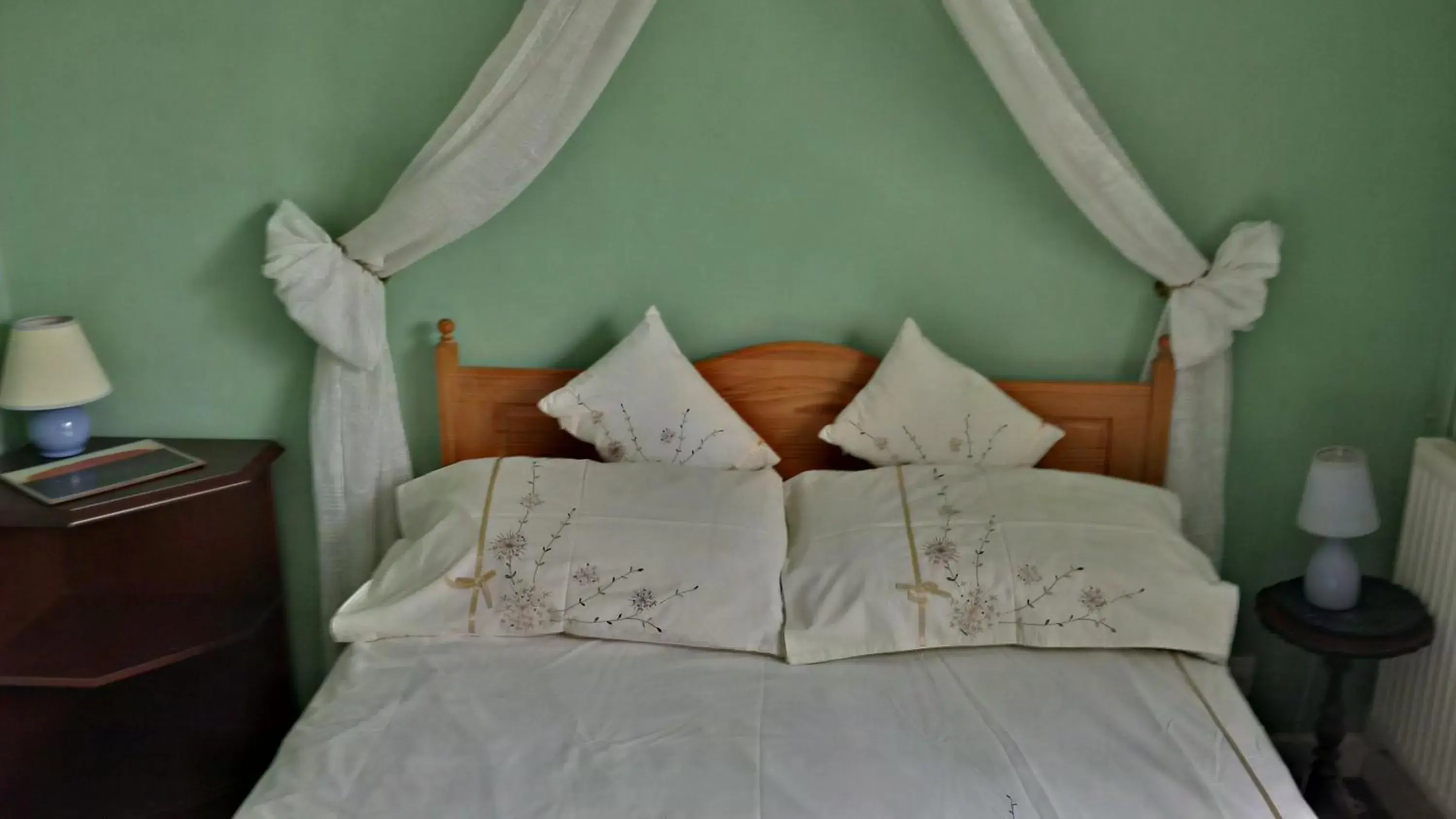 Family Suite - single occupancy in Hethersett Lodge Family Suite - single occupancy in Hethersett Lodge