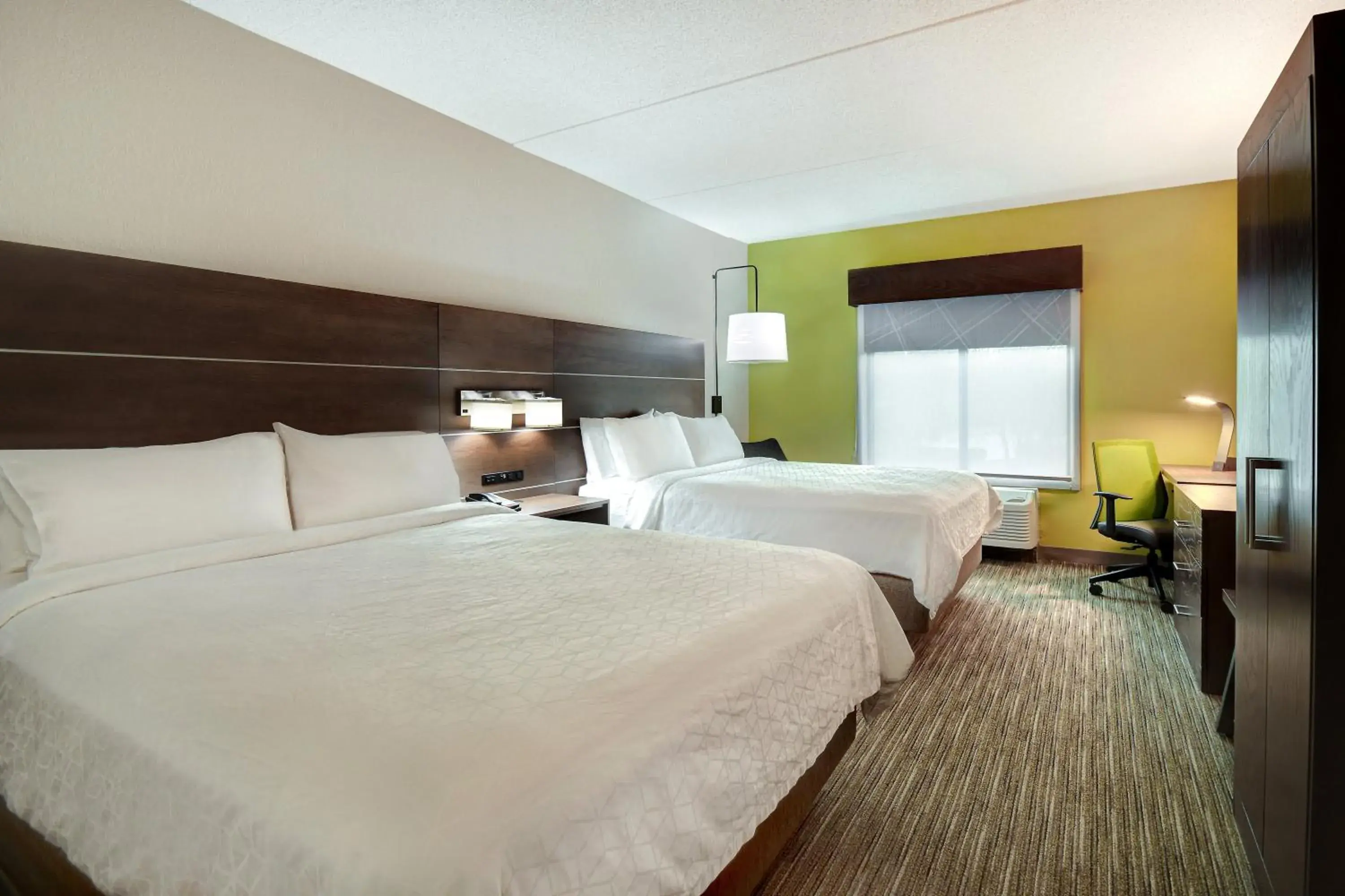 Standard Room with Two Queen Beds in Holiday Inn Express Hotel & Suites Smyrna-Nashville Area by IHG Standard Room with Two Queen Beds in Holiday Inn Express Hotel & Suites Smyrna-Nashville Area by IHG