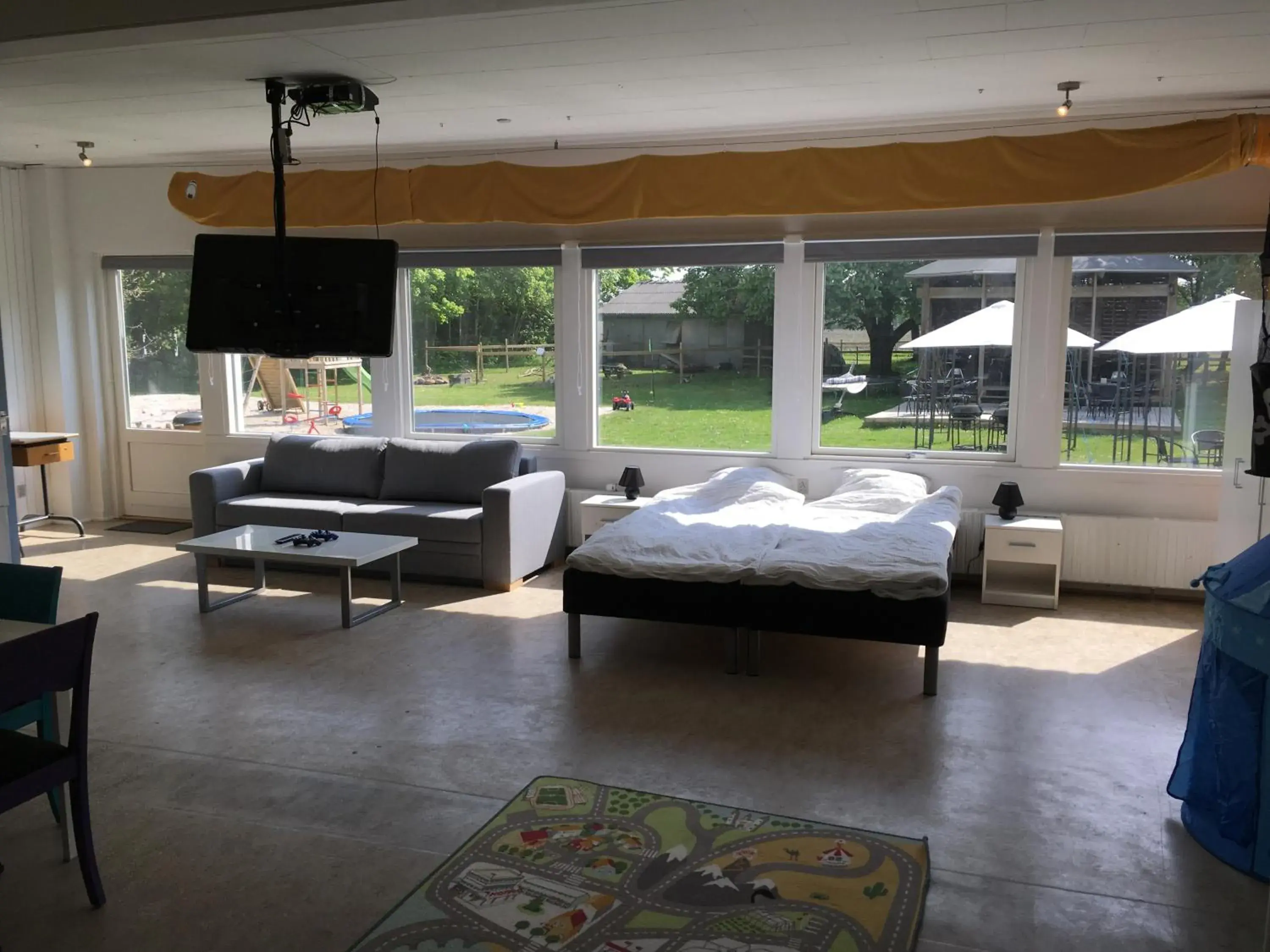 One-Bedroom Apartment with Private Bathroom and Kitchen in Hestkær Family Rooms One-Bedroom Apartment with Private Bathroom and Kitchen in Hestkær Family Rooms