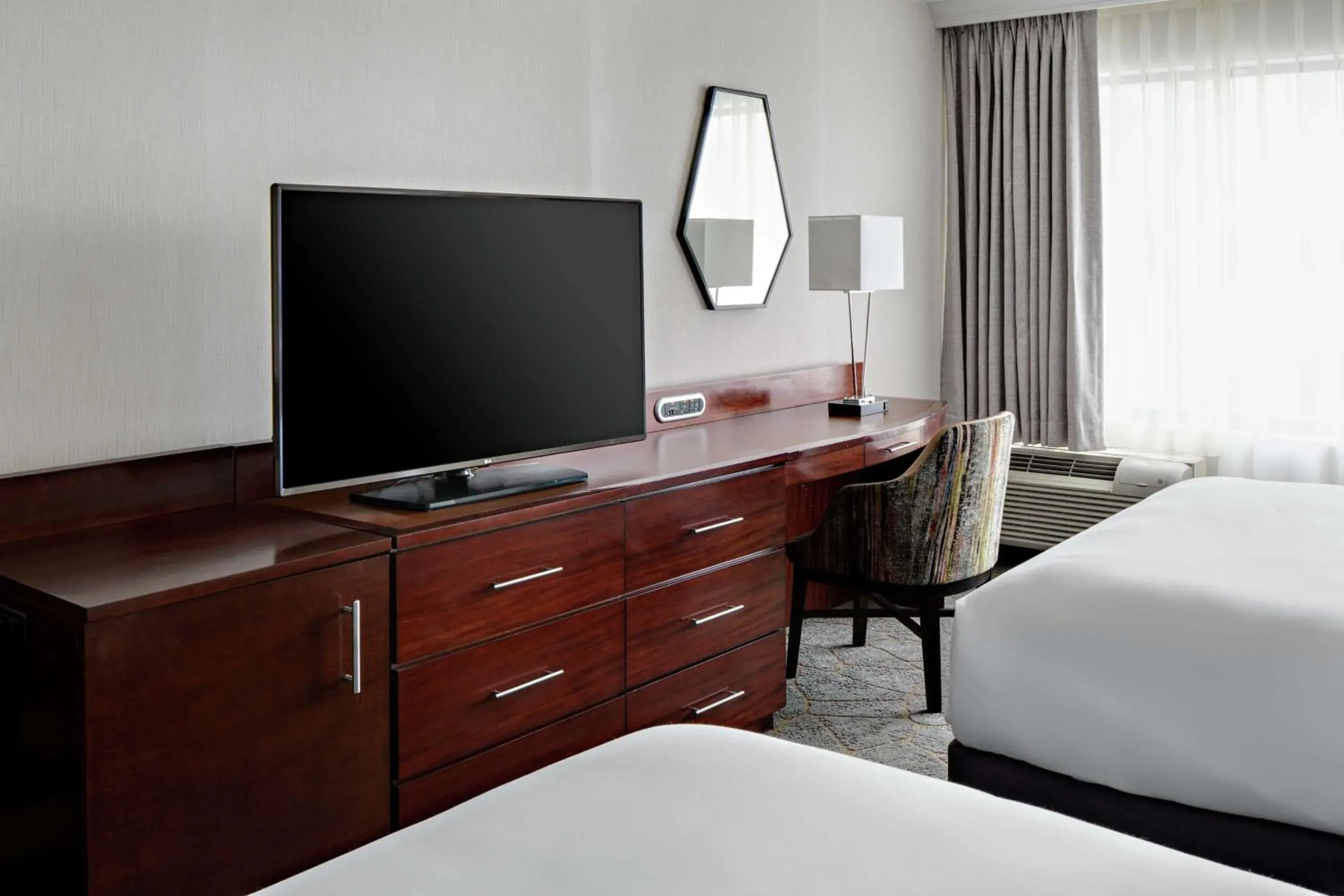 Queen Room with Two Queen Beds - Hearing Access in DoubleTree by Hilton Fairfield Hotel & Suites Queen Room with Two Queen Beds - Hearing Access in DoubleTree by Hilton Fairfield Hotel & Suites