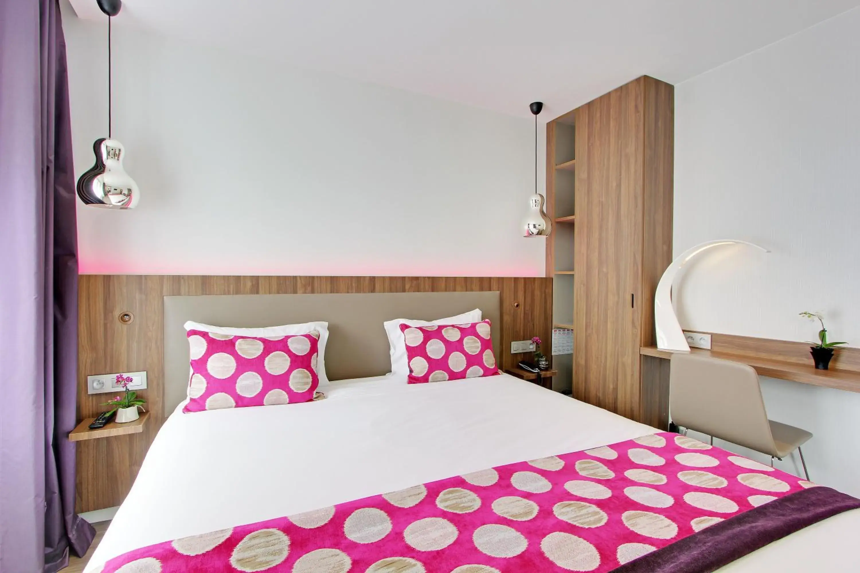 Comfort Double Room in Hotel Alhambra Comfort Double Room in Hotel Alhambra