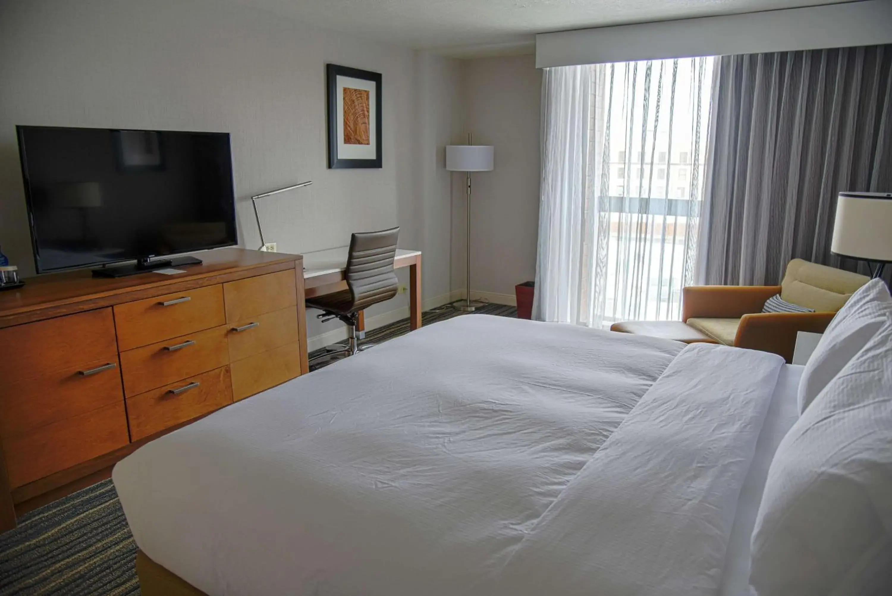 King Room - Mobility Access in Doubletree By Hilton Helena Downtown King Room - Mobility Access in Doubletree By Hilton Helena Downtown