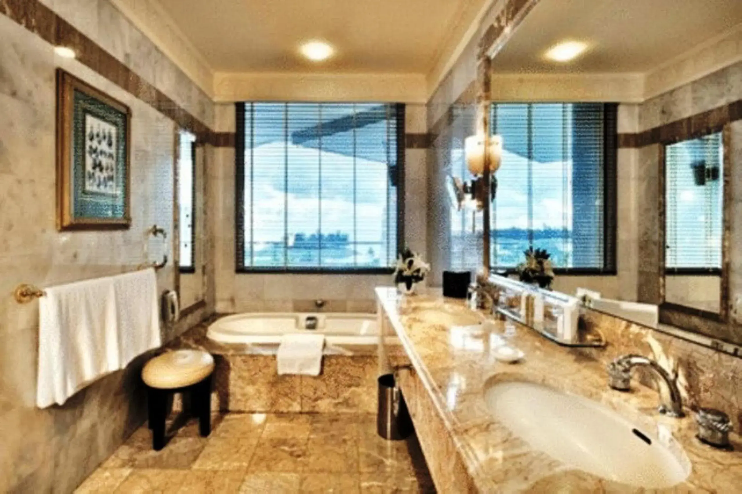 Deluxe Double or Twin Room in The Empire Brunei Deluxe Double or Twin Room in The Empire Brunei