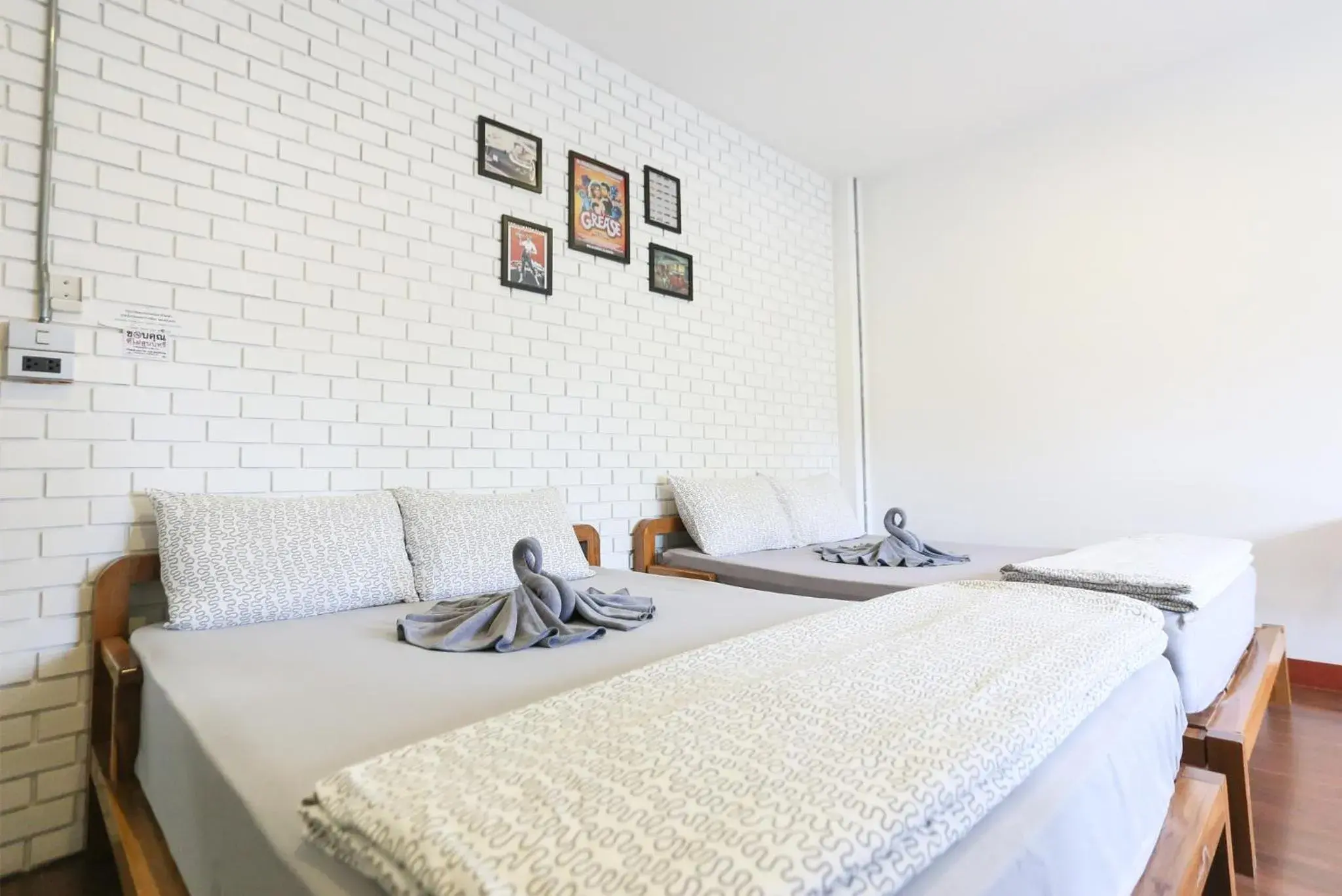 Deluxe Family Room in The Garage Deluxe Family Room in The Garage