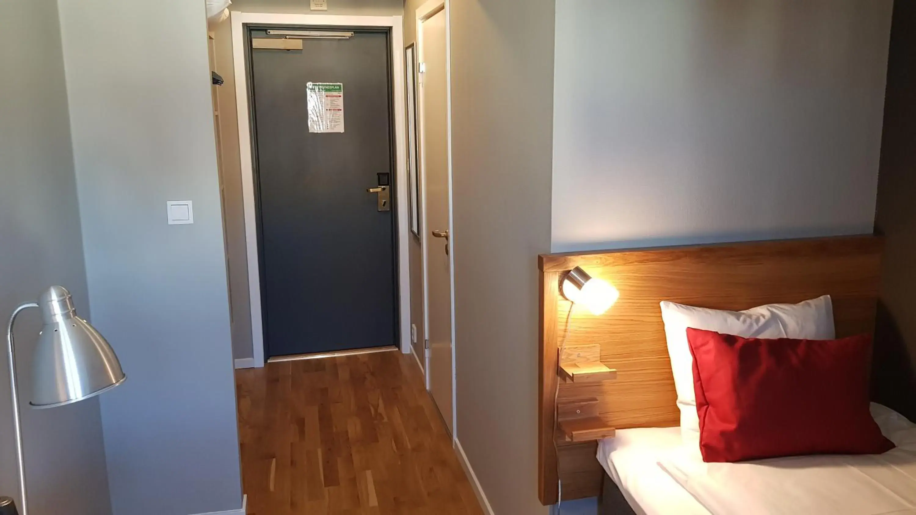 Economy Single Room - single occupancy in City Hotel Economy Single Room - single occupancy in City Hotel