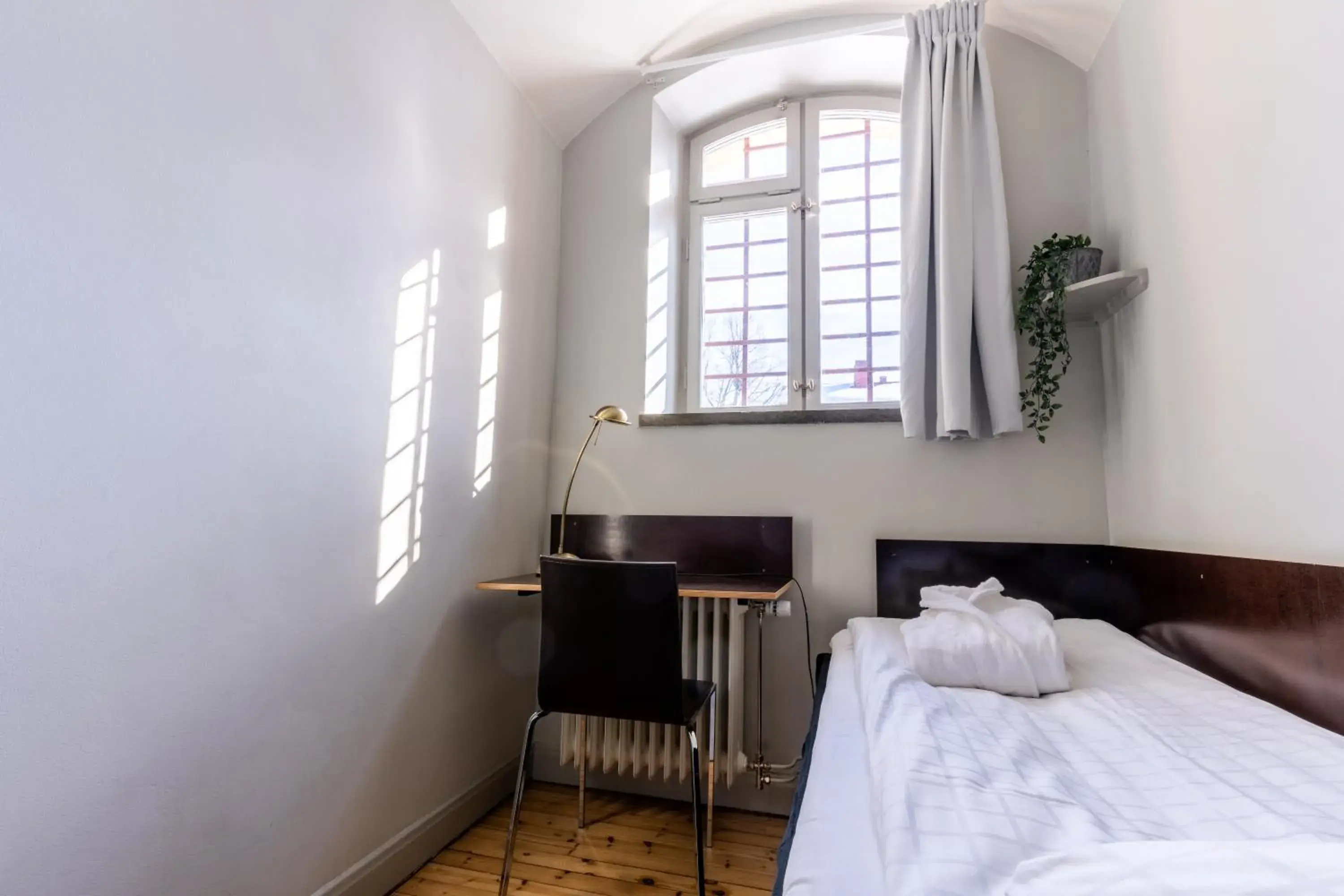 Single Room with Shared Bathroom - single occupancy in Hotell Gamla Fängelset Single Room with Shared Bathroom - single occupancy in Hotell Gamla Fängelset