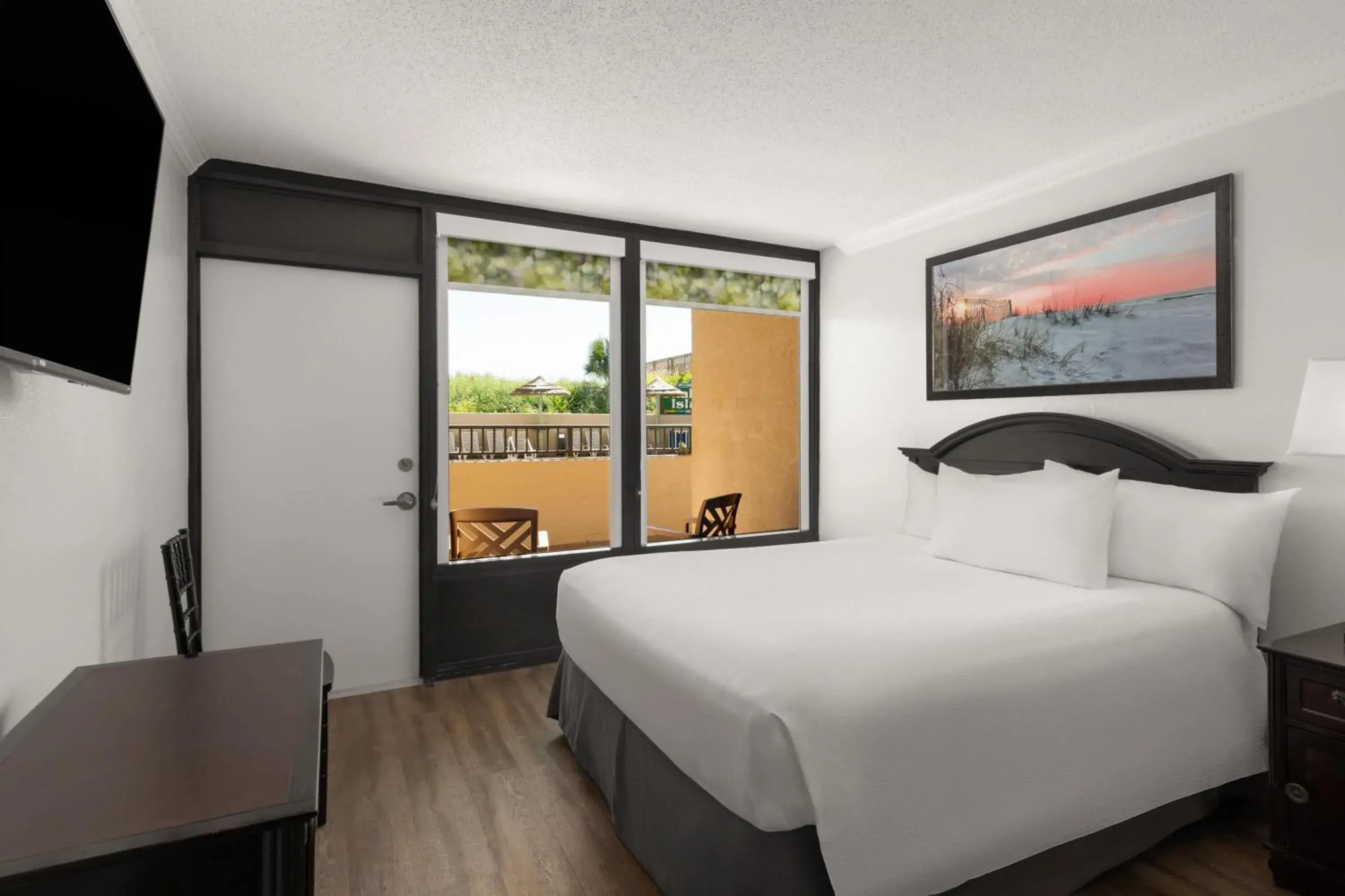 Queen Room Roll-in Shower - Mobility and Hearing Accessible in Wyndham Garden Fort Walton Beach Destin Queen Room Roll-in Shower - Mobility and Hearing Accessible in Wyndham Garden Fort Walton Beach Destin