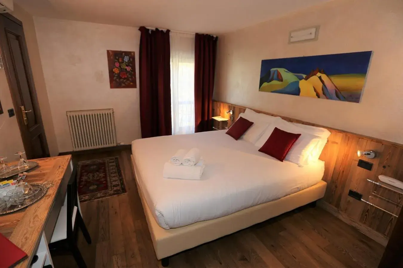 Double Room in Hotel & Restaurant Le Charaban Double Room in Hotel & Restaurant Le Charaban