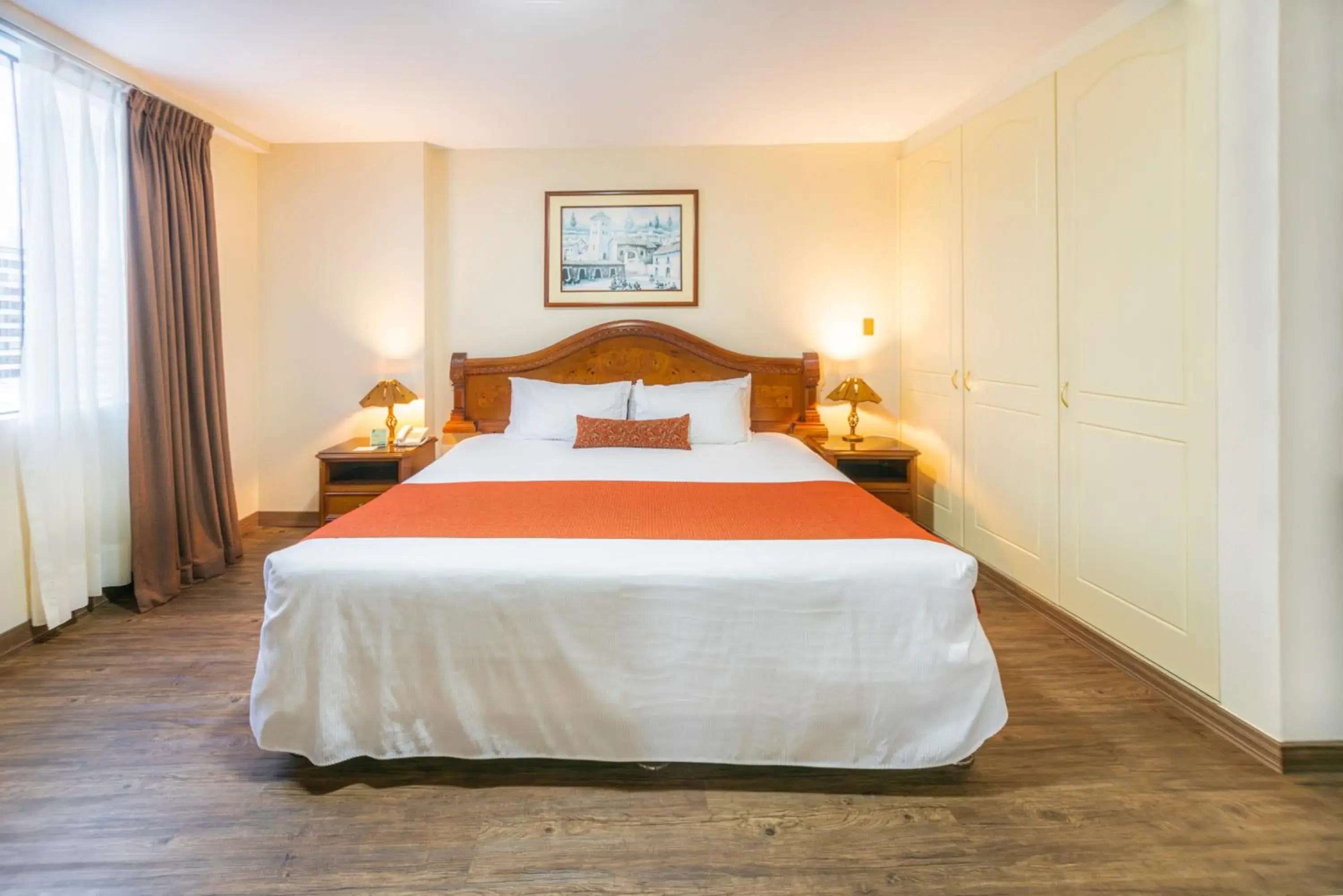 Senior Suite in Miraflores Colon Hotel Senior Suite in Miraflores Colon Hotel