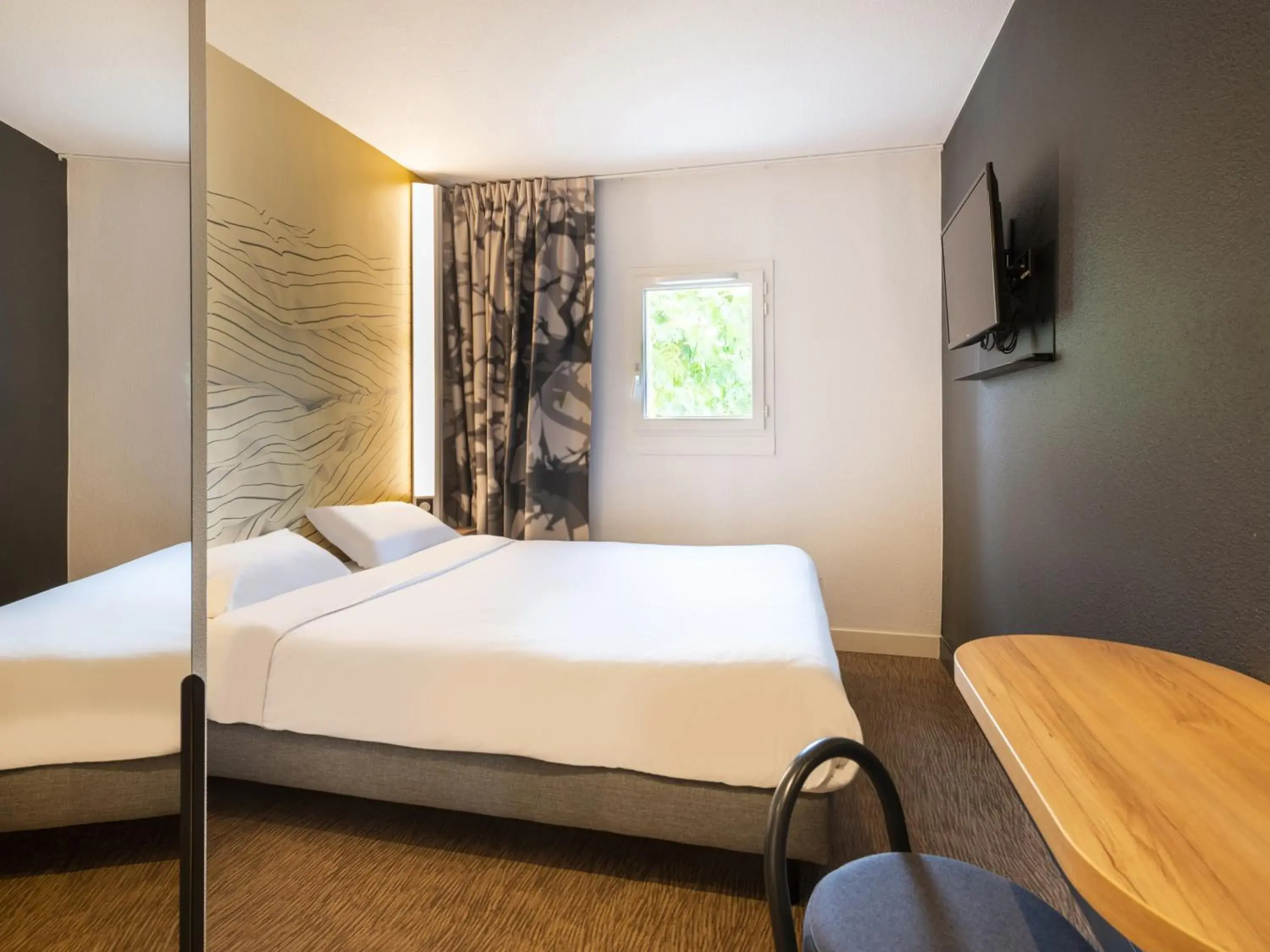 Double Room in B&B HOTEL Cholet Nord Double Room in B&B HOTEL Cholet Nord