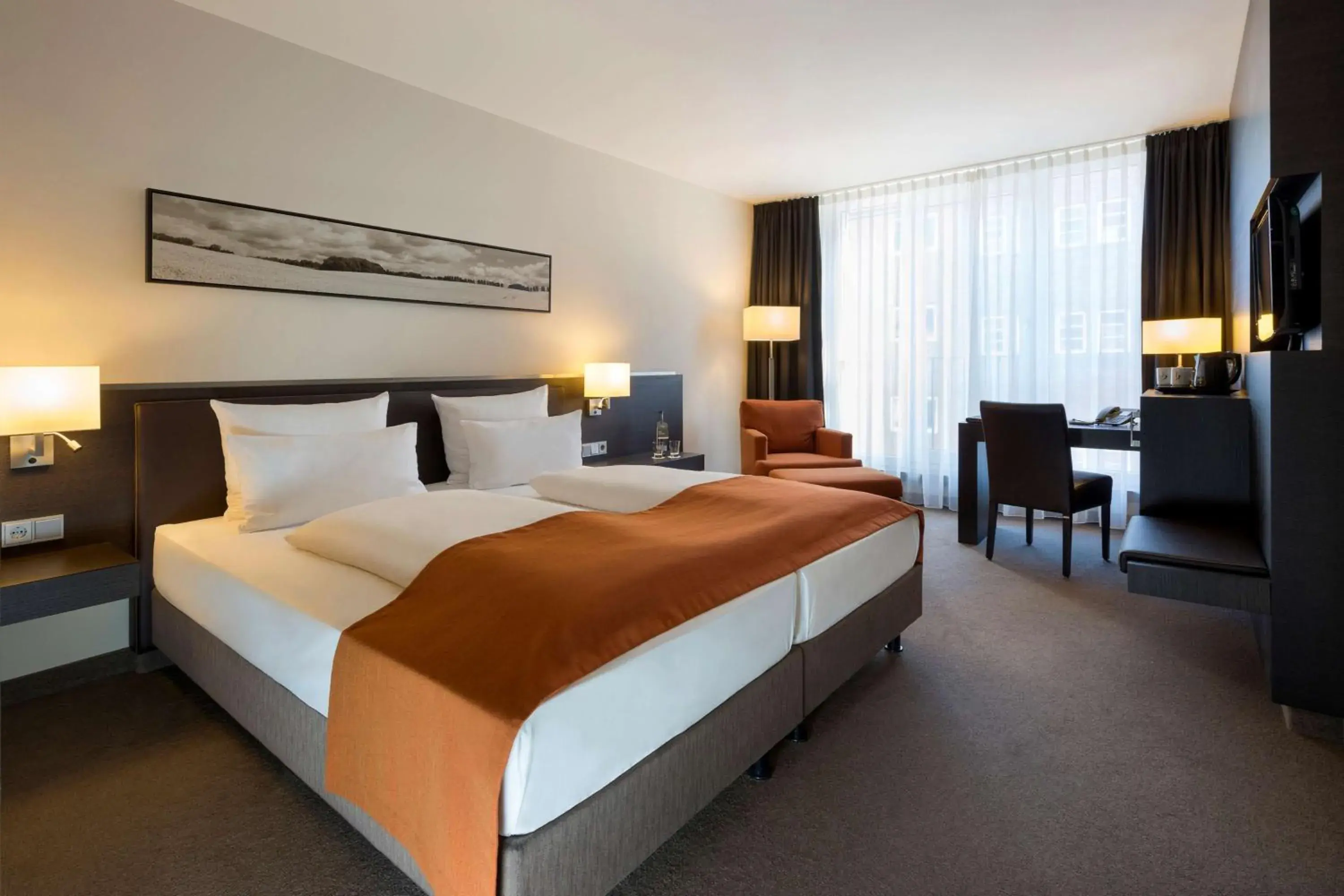 Comfort Double Room - single occupancy in ATLANTIC Hotel Lübeck Comfort Double Room - single occupancy in ATLANTIC Hotel Lübeck