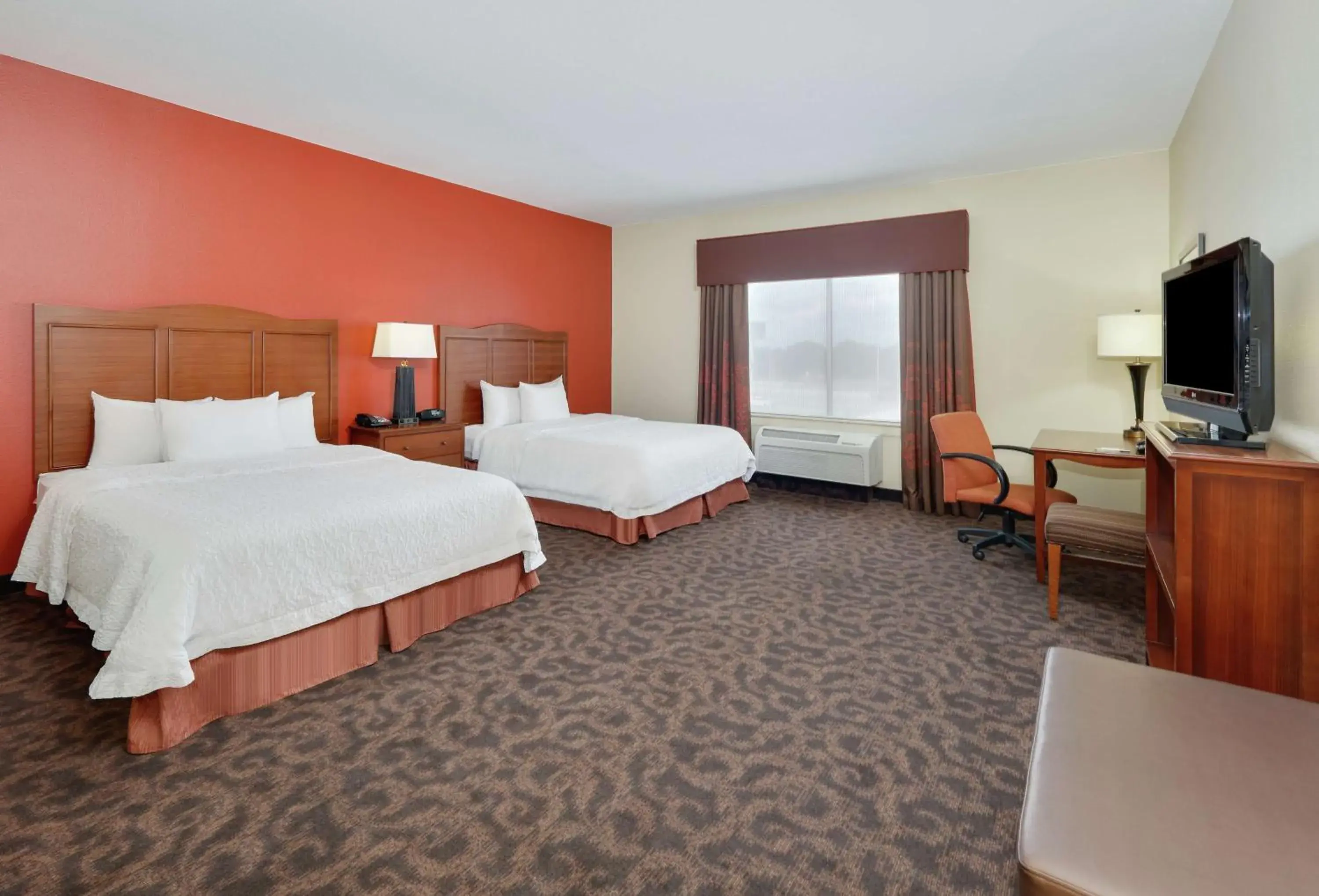 Queen Room with Two Queen Beds - Mobility and Hearing Access/Non-Smoking in Hampton Inn & Suites Fort Worth/Forest Hill Queen Room with Two Queen Beds - Mobility and Hearing Access/Non-Smoking in Hampton Inn & Suites Fort Worth/Forest Hill