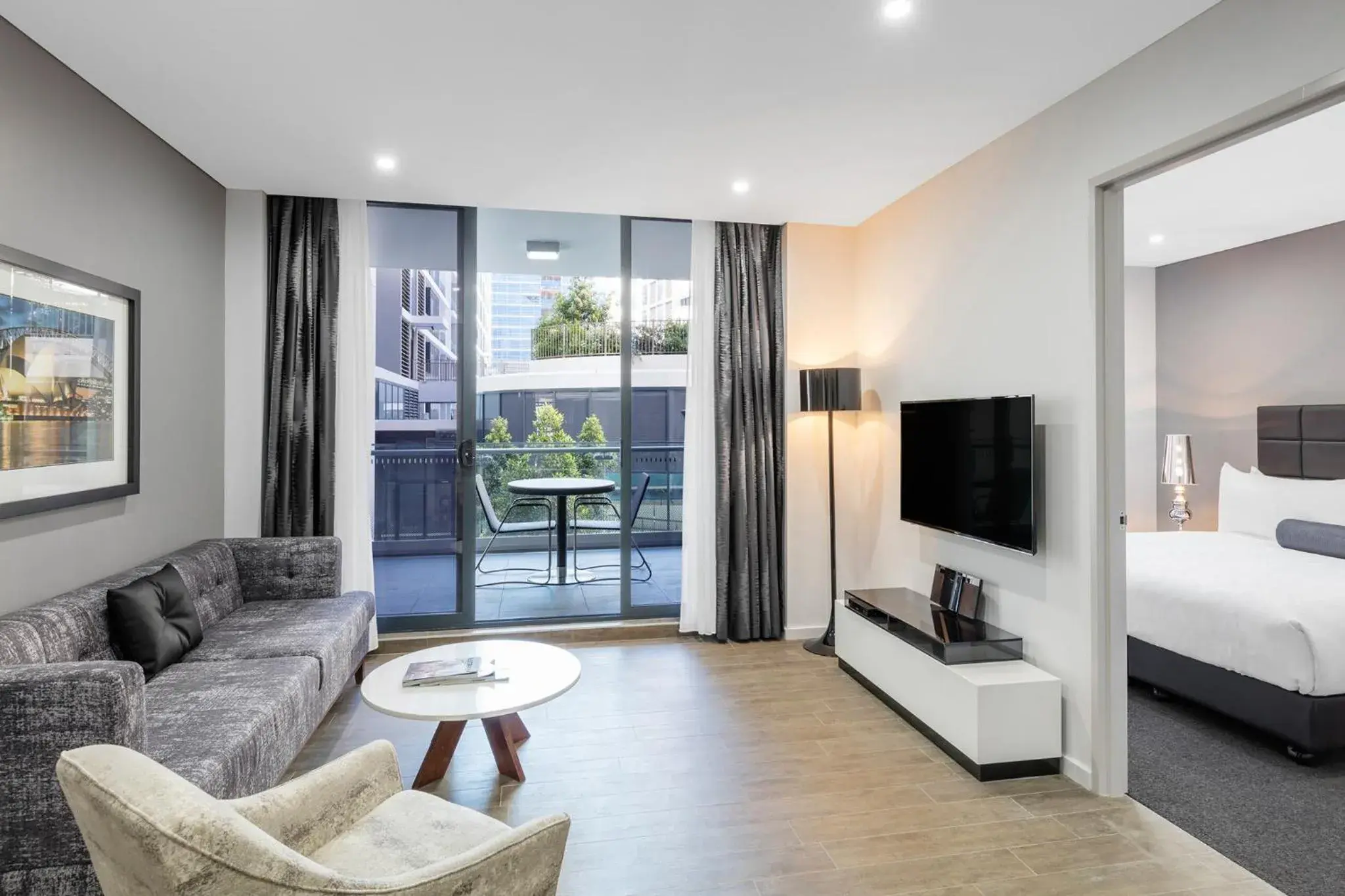 One-Bedroom Suite - Disability Access in Meriton Suites Mascot Central One-Bedroom Suite - Disability Access in Meriton Suites Mascot Central