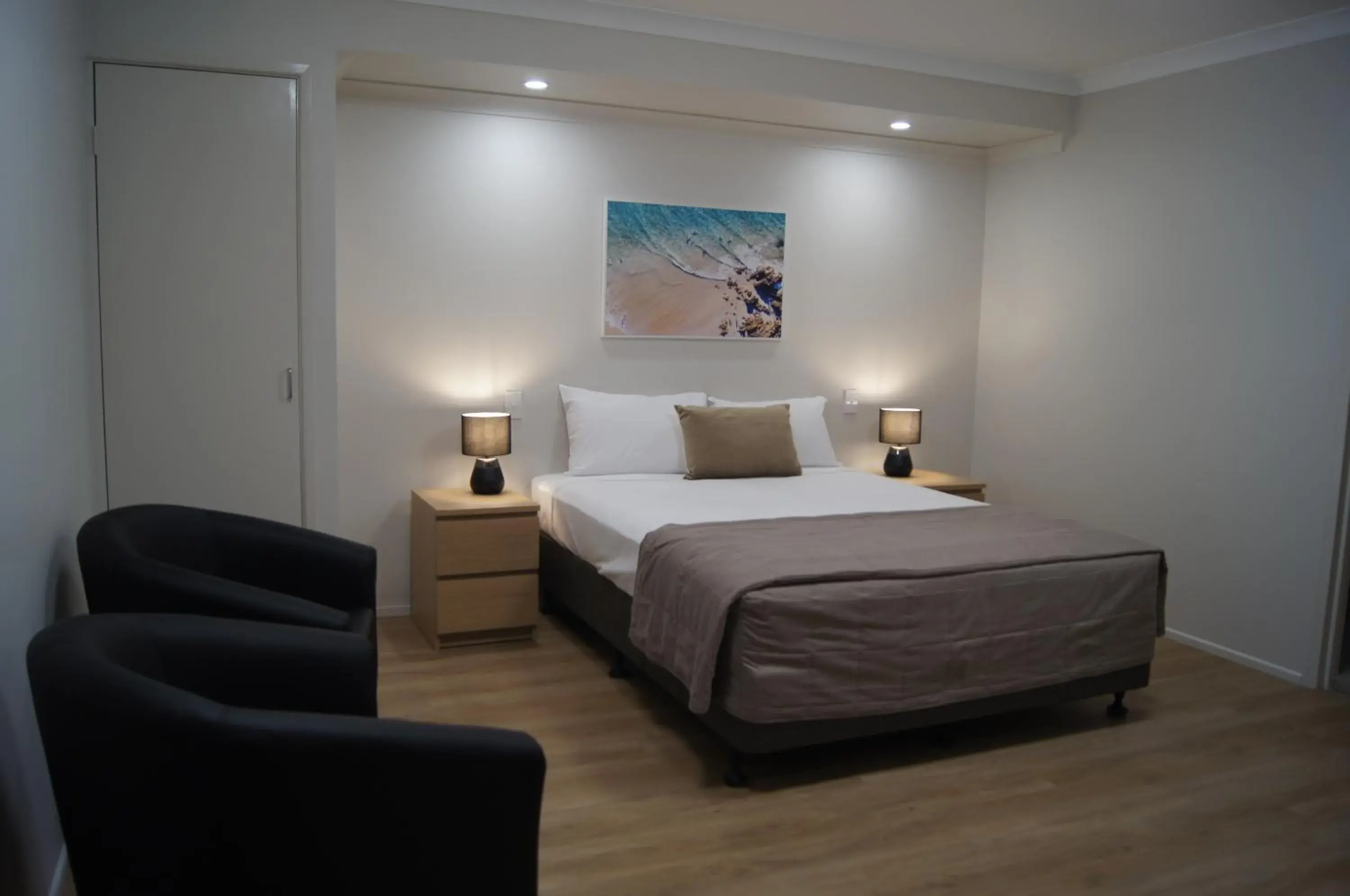 Deluxe Family Room in Beachside Motor Inn By Golden Chain Deluxe Family Room in Beachside Motor Inn By Golden Chain