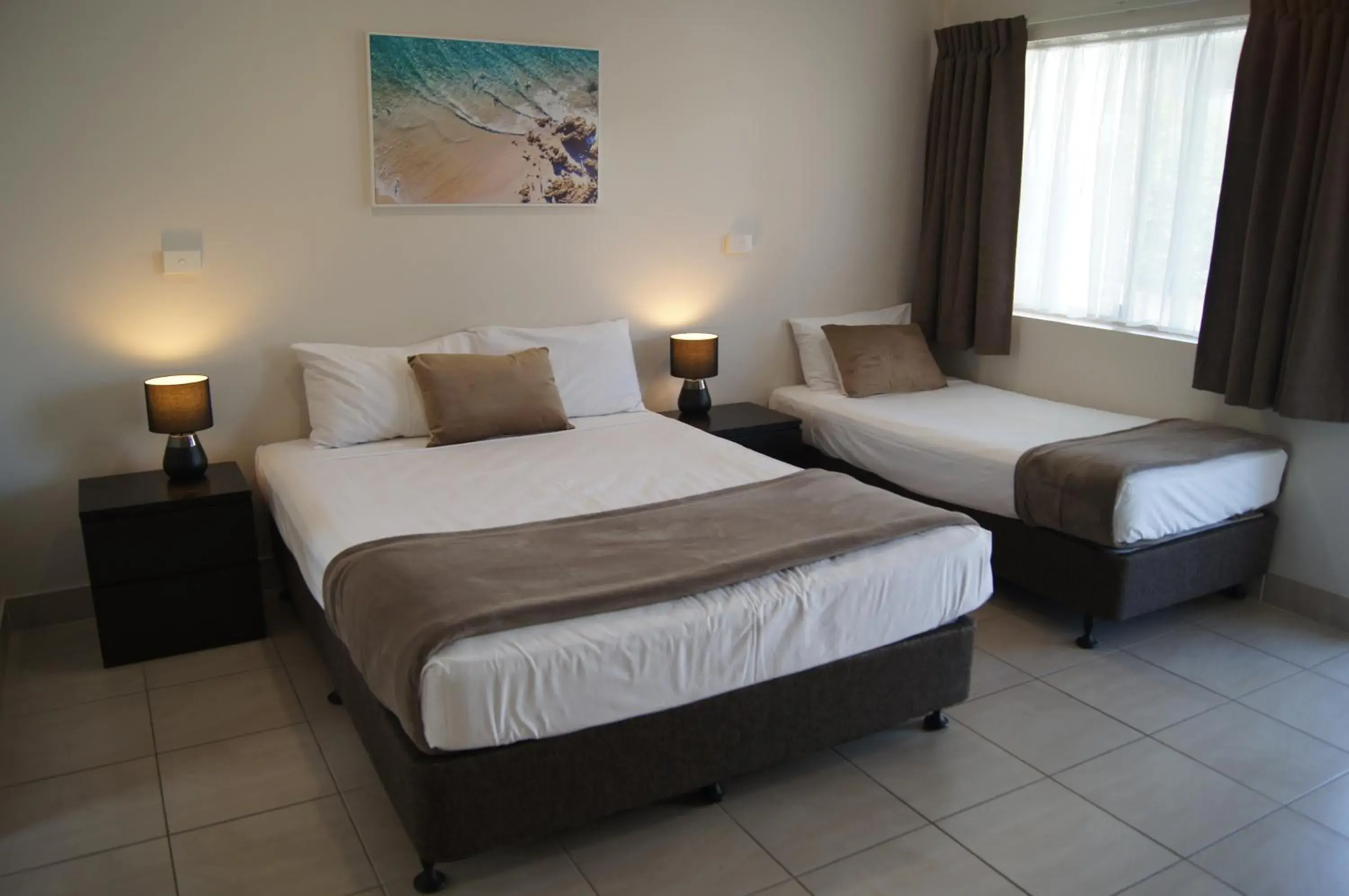 Superior Twin Room in Beachside Motor Inn By Golden Chain Superior Twin Room in Beachside Motor Inn By Golden Chain