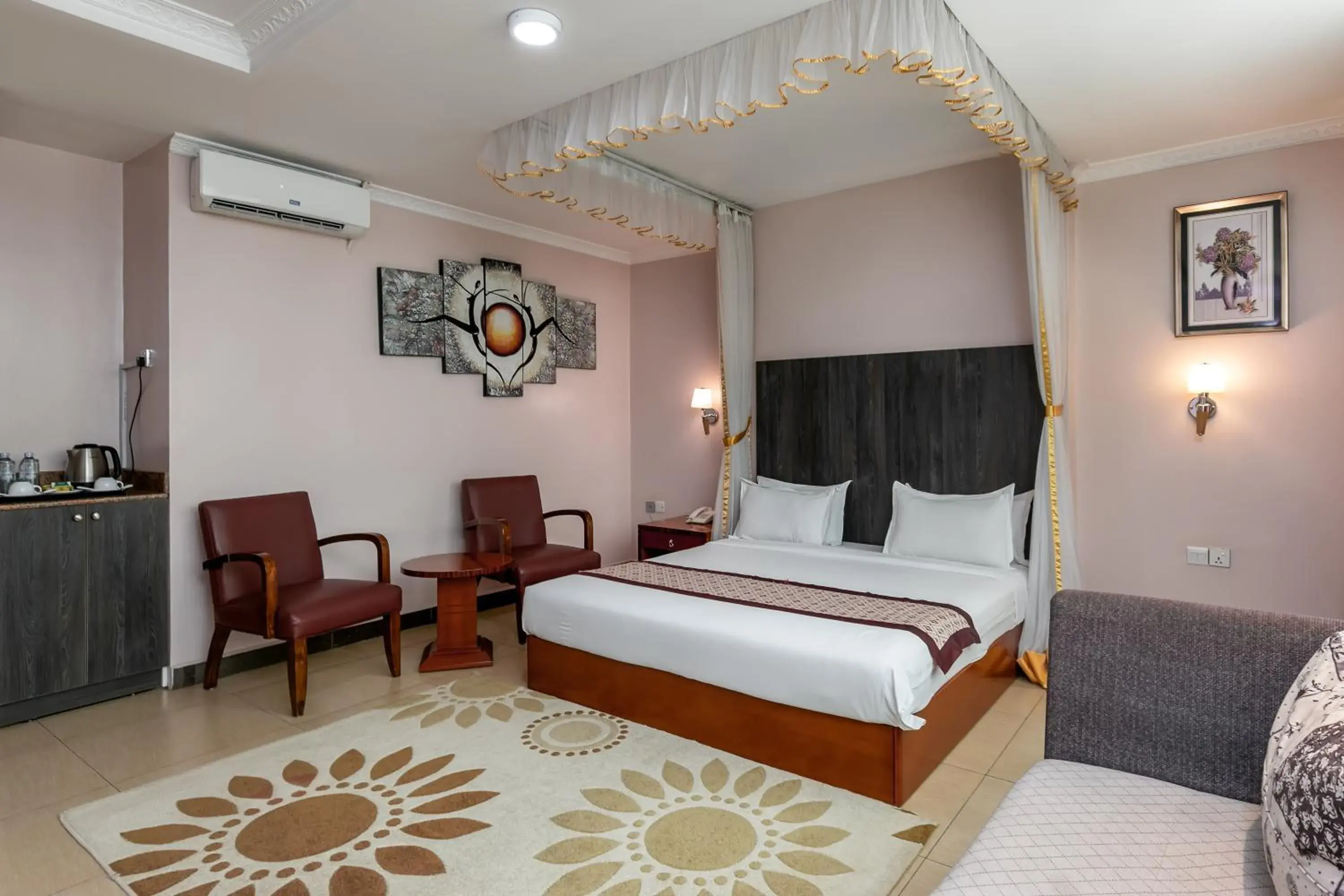 Superior Double Room in Russell Hotel Superior Double Room in Russell Hotel