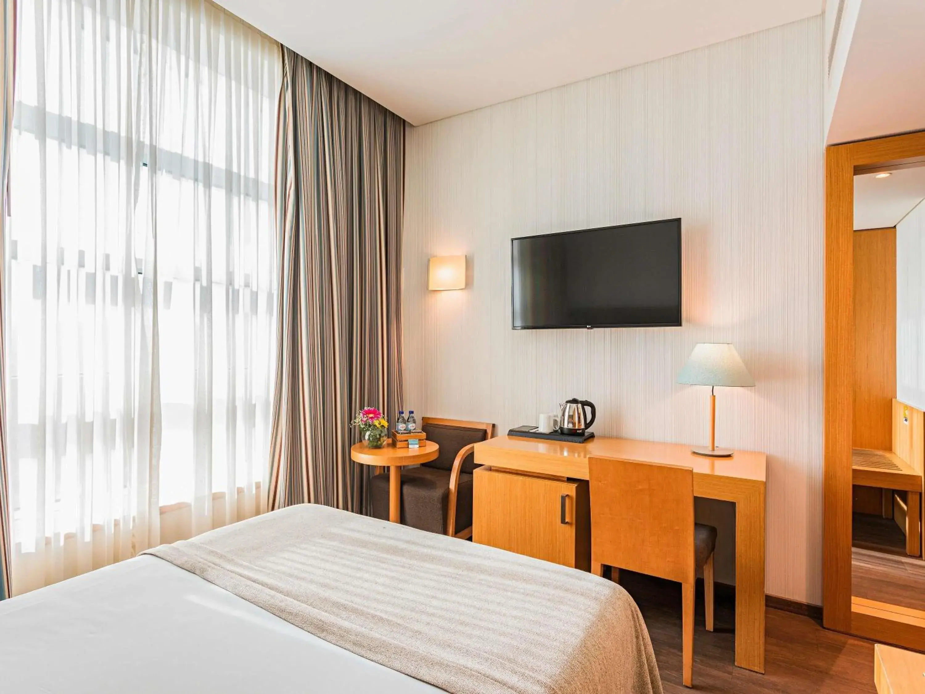 Standard Room - single occupancy in Mercure Lisboa Almada Standard Room - single occupancy in Mercure Lisboa Almada