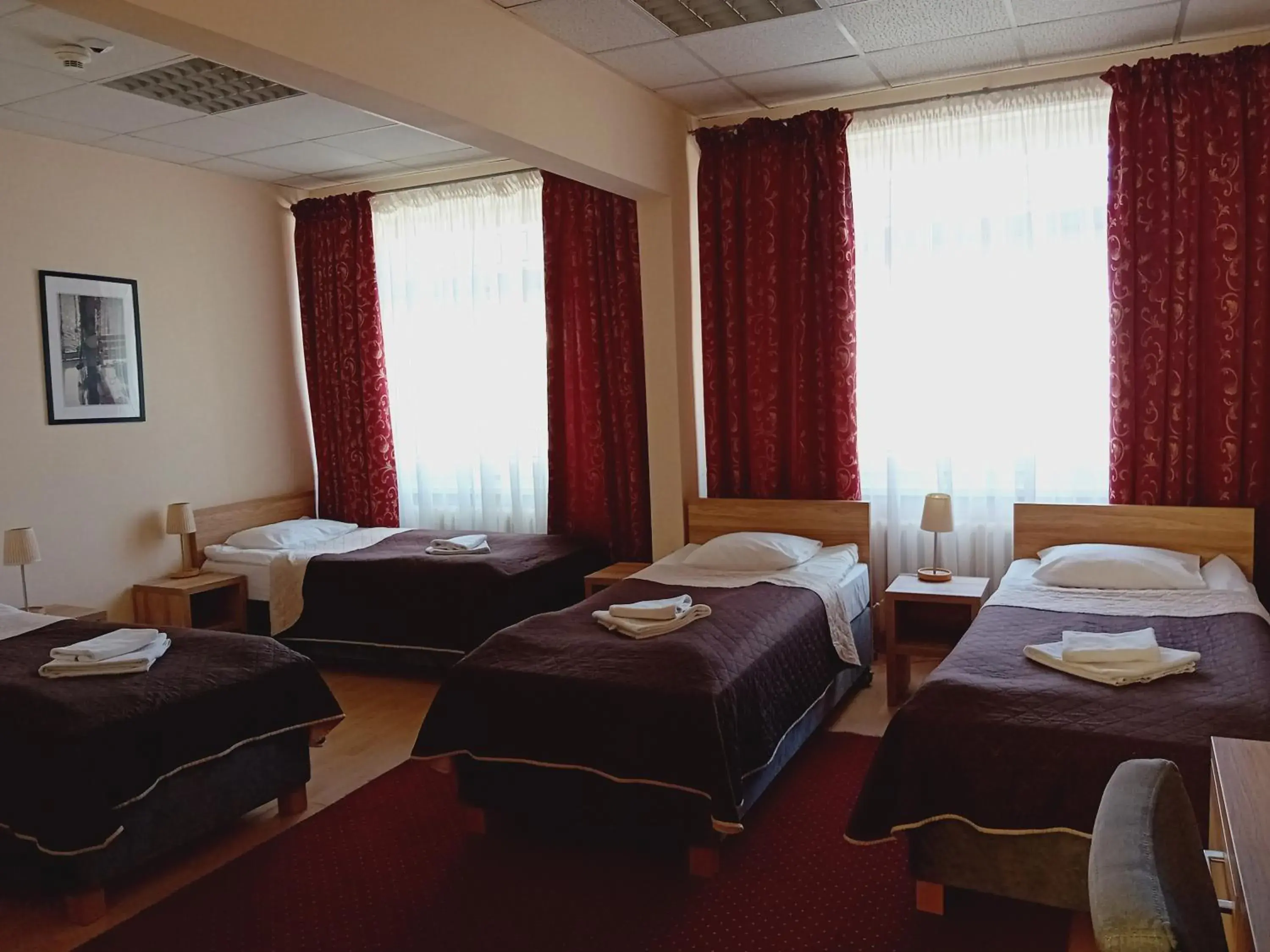 Quadruple Room in SCSK Żurawia Quadruple Room in SCSK Żurawia