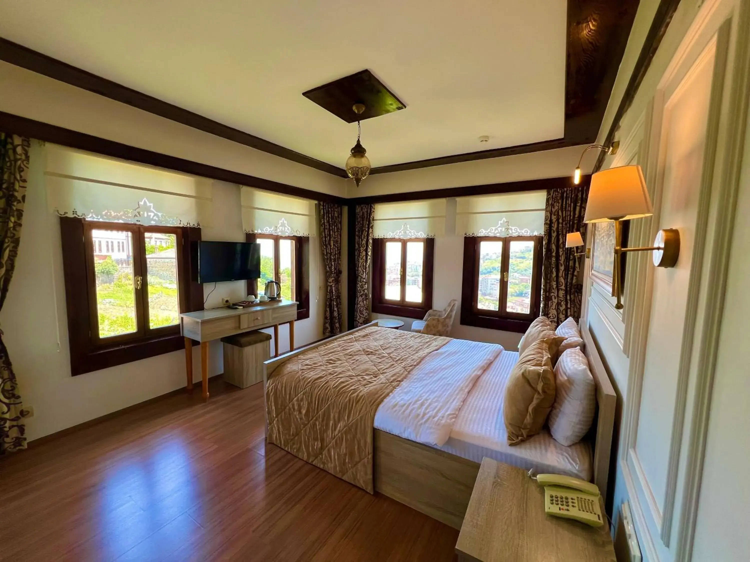 Economy Twin Room in Mehmet Efendi Mansion & Hotel Economy Twin Room in Mehmet Efendi Mansion & Hotel