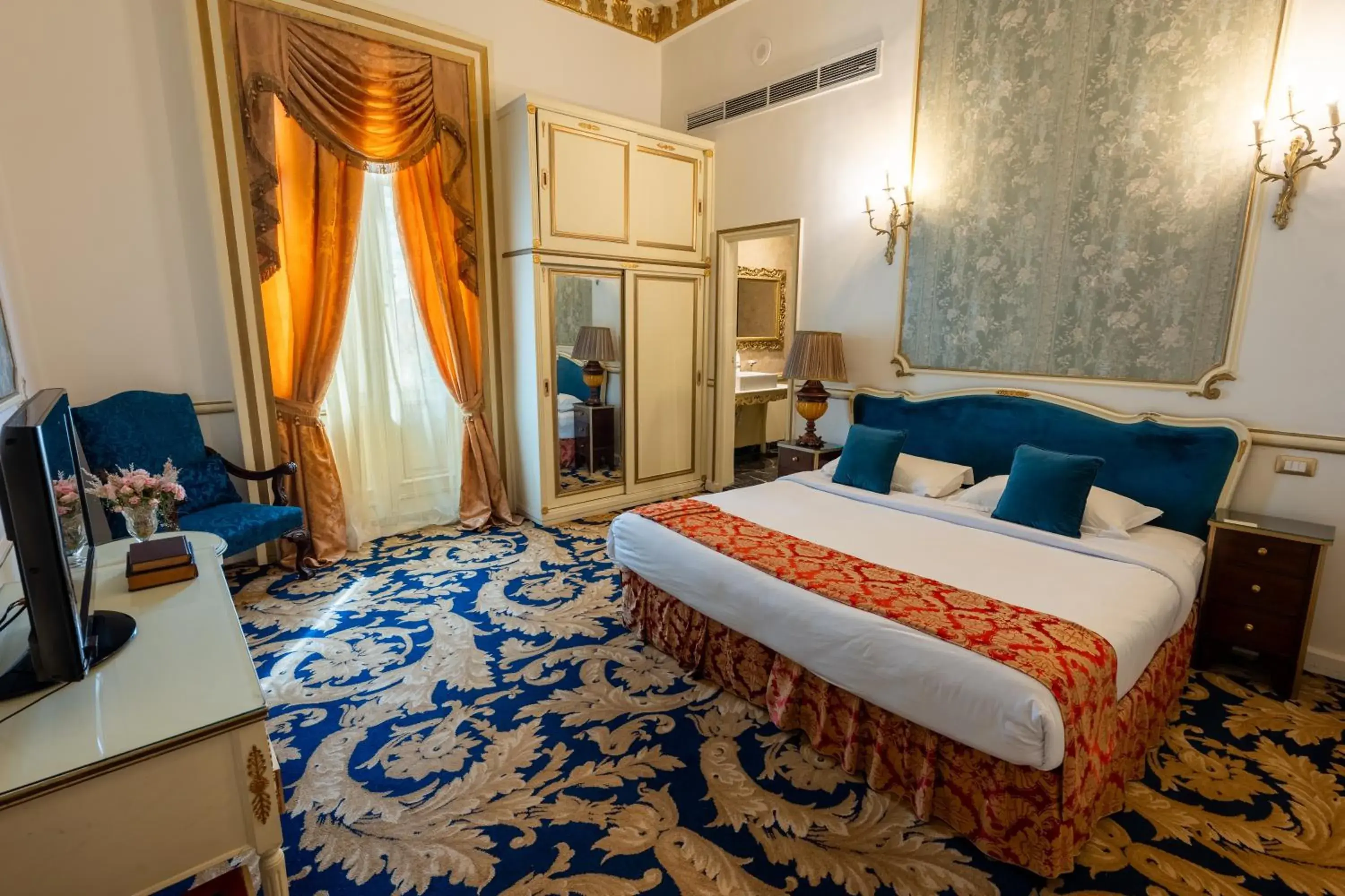 Golden Classic Room City View With Light Dinner - single occupancy in Le Metropole Luxury Heritage Hotel Since 1902 by Paradise Inn Group Golden Classic Room City View With Light Dinner - single occupancy in Le Metropole Luxury Heritage Hotel Since 1902 by Paradise Inn Group
