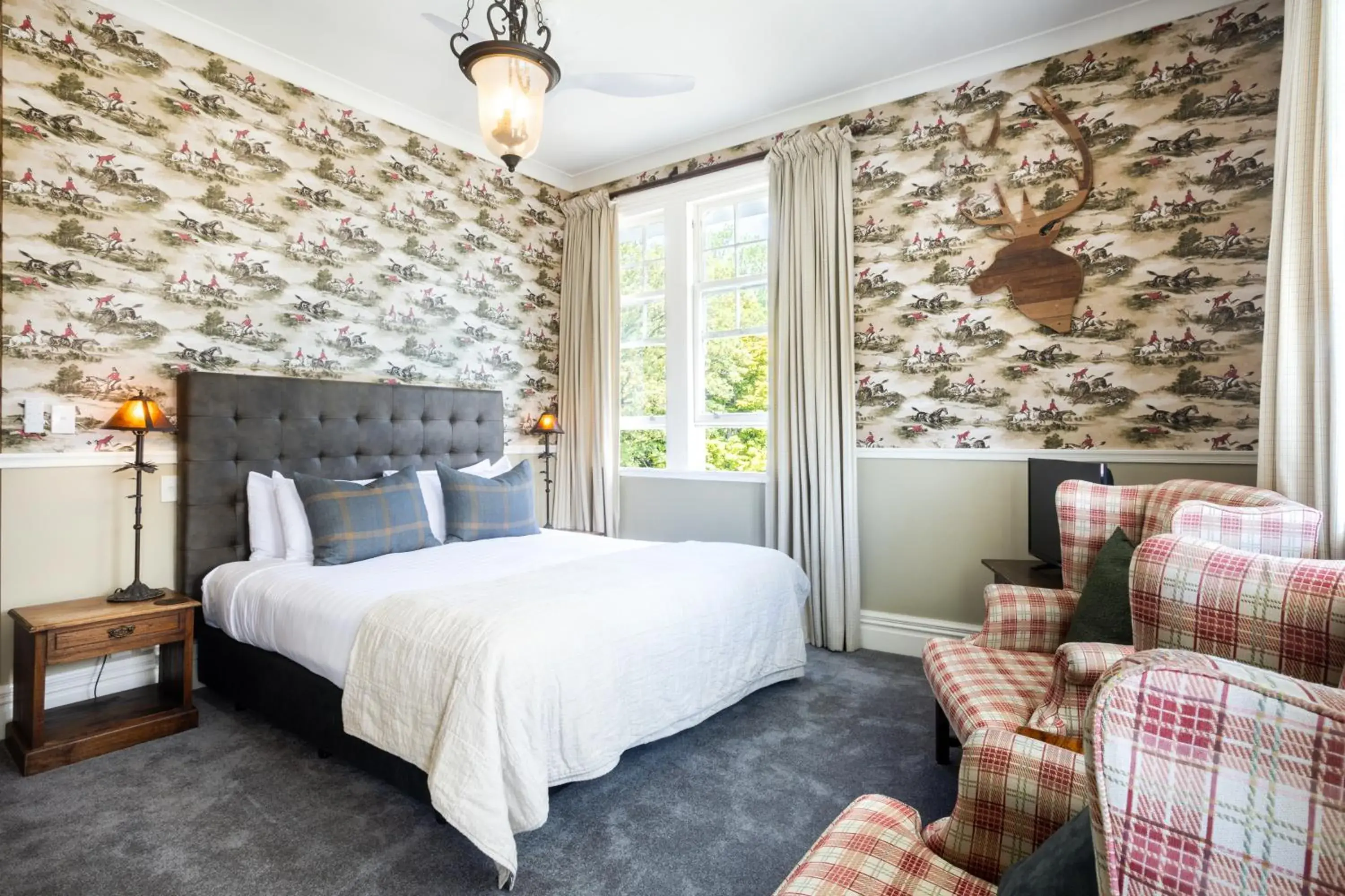 Hunter Suite in The White Swan Hotel Hunter Suite in The White Swan Hotel