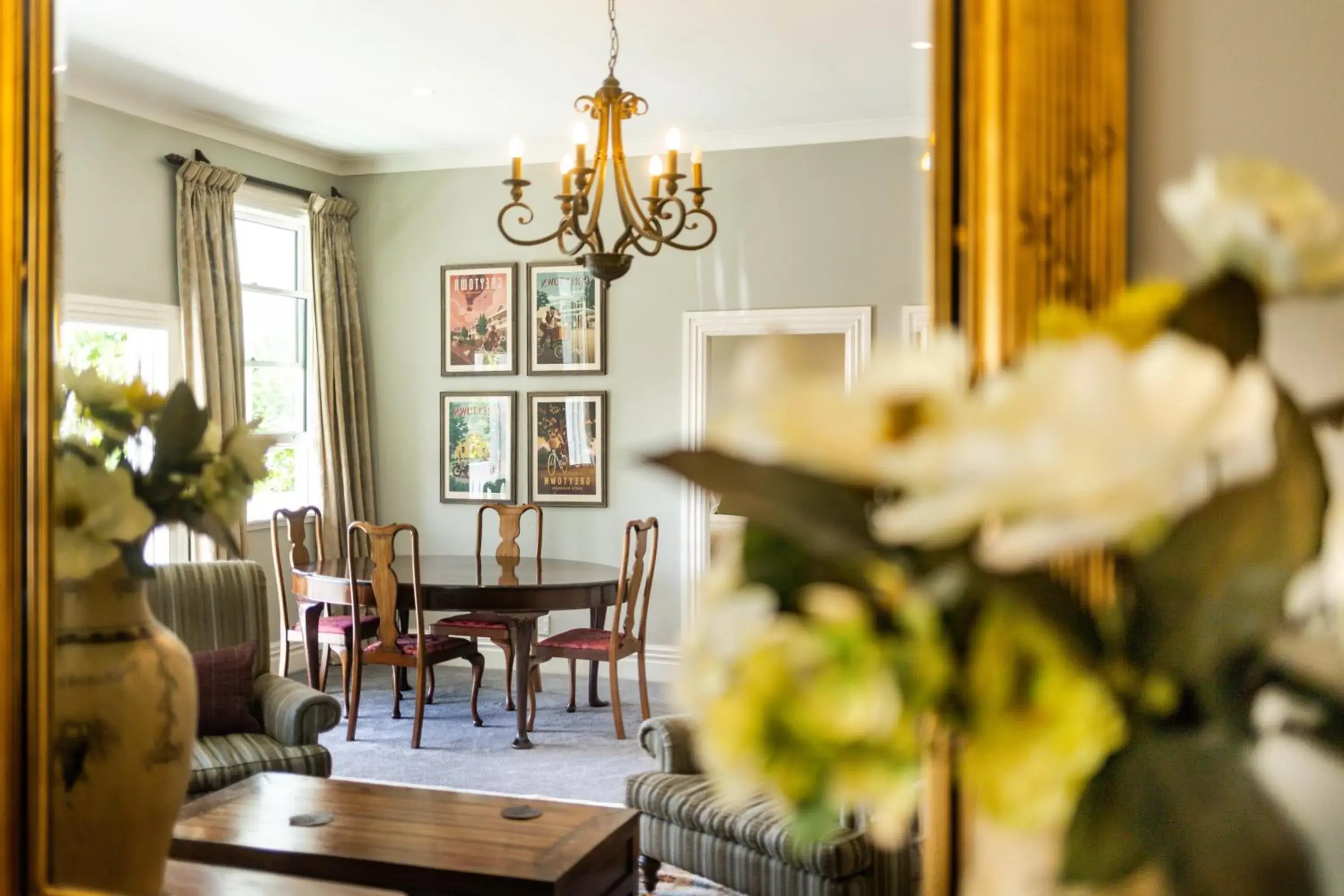 Governors Suite in The White Swan Hotel Governors Suite in The White Swan Hotel