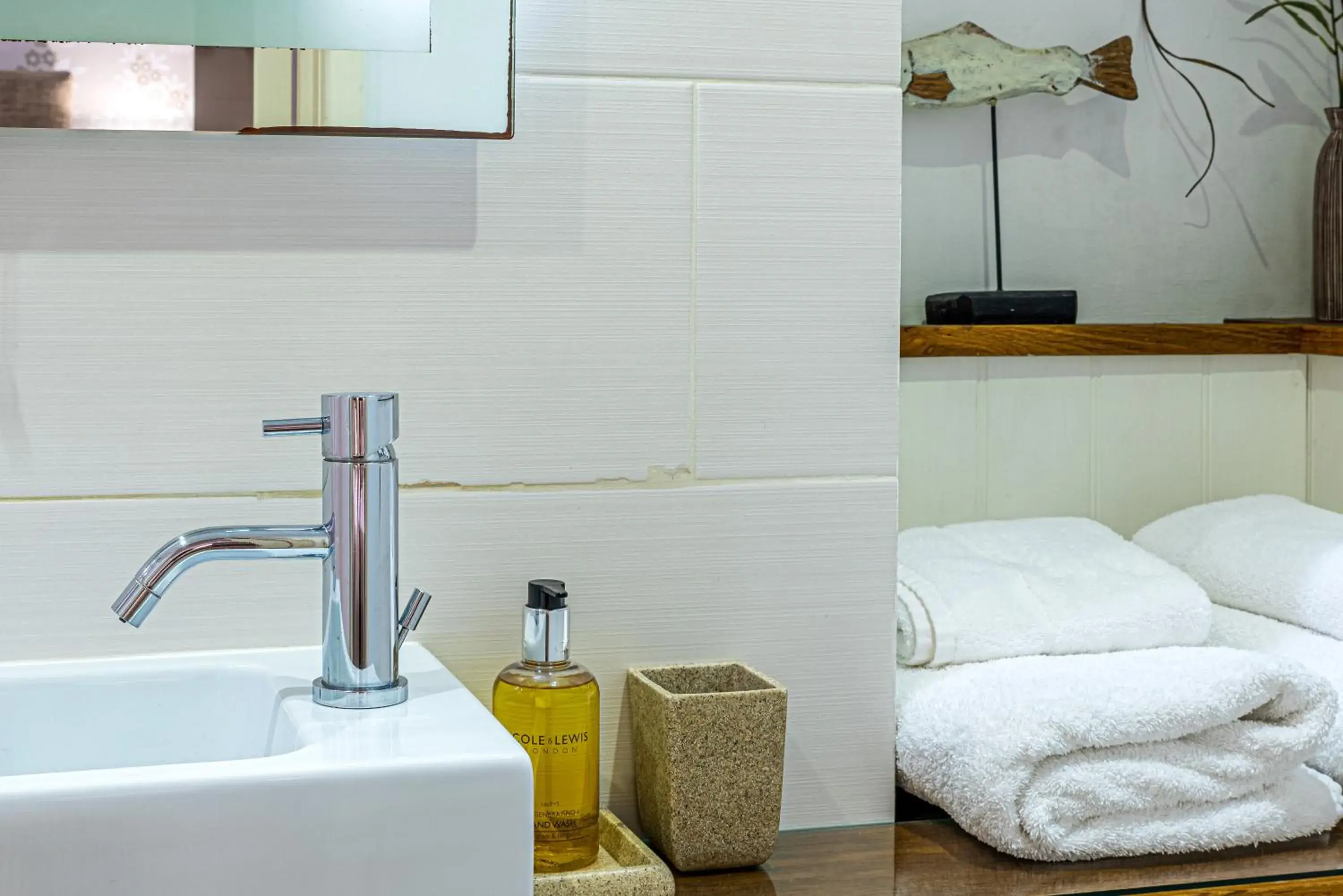 Standard Double or Twin Room in Lorne House Bed & Breakfast Standard Double or Twin Room in Lorne House Bed & Breakfast