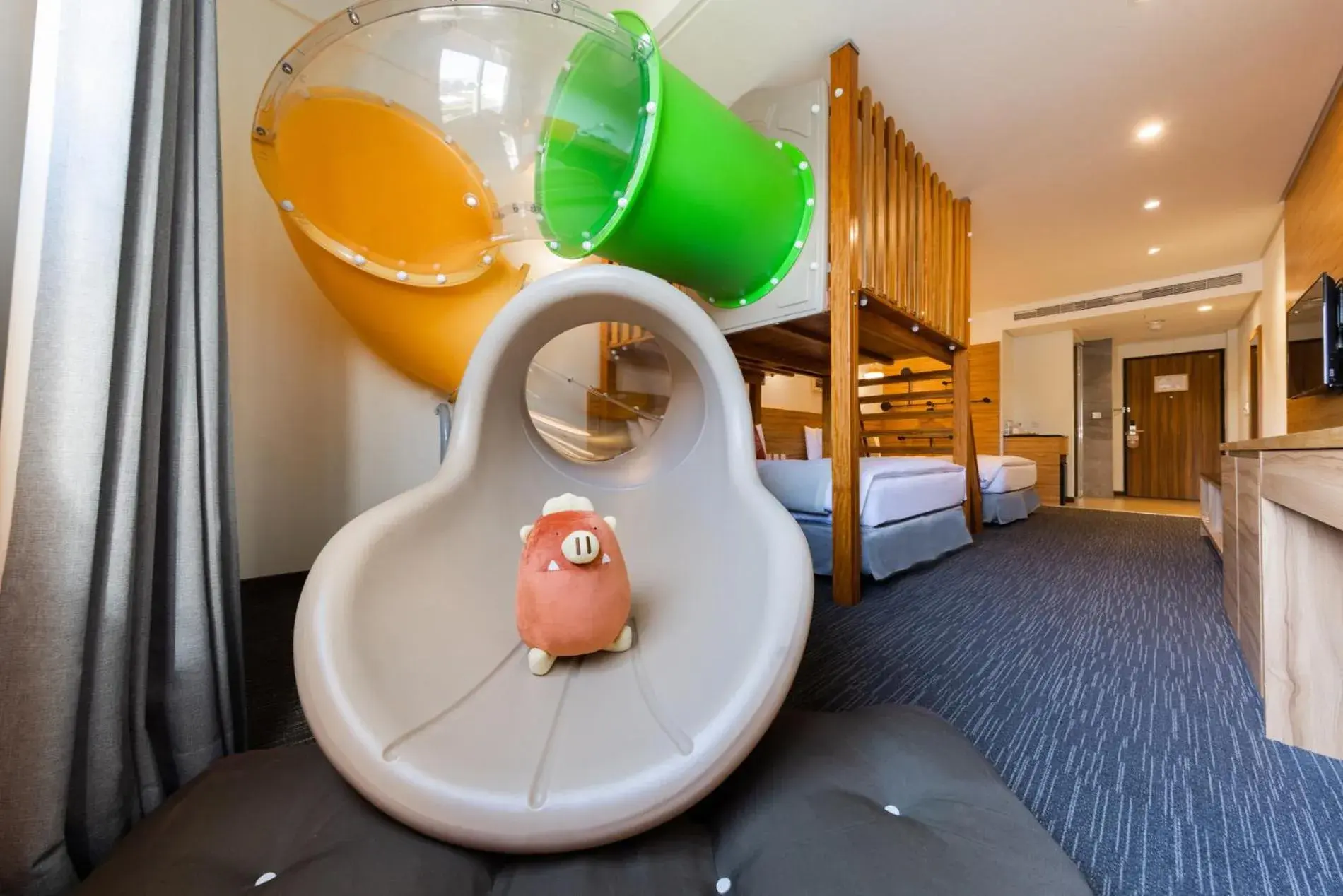 Family Suite in Sun Dialogue Hotel-By Cosmos Creation Family Suite in Sun Dialogue Hotel-By Cosmos Creation