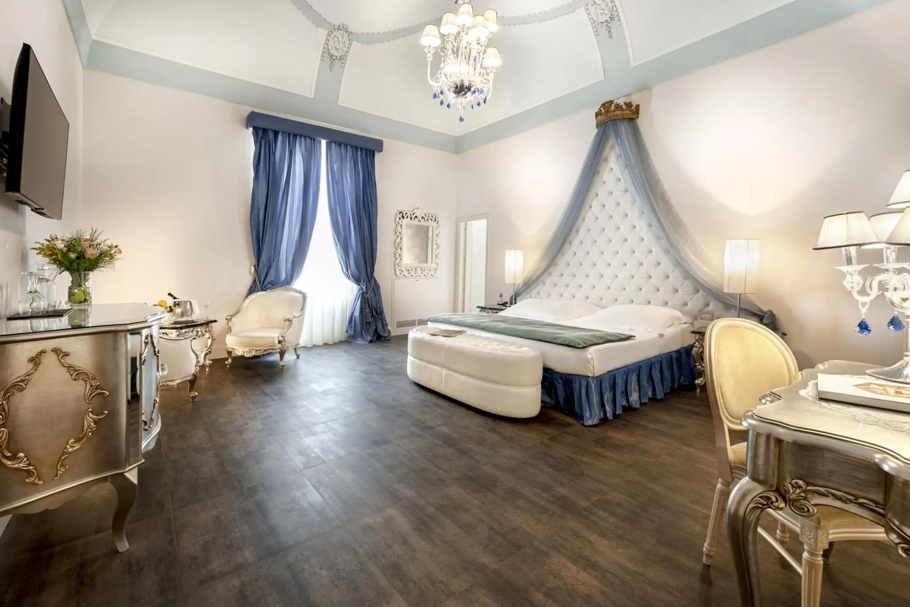 Suite del Barone in Relais Antica Badia - San Maurizio 1619 Suite del Barone in Relais Antica Badia - San Maurizio 1619