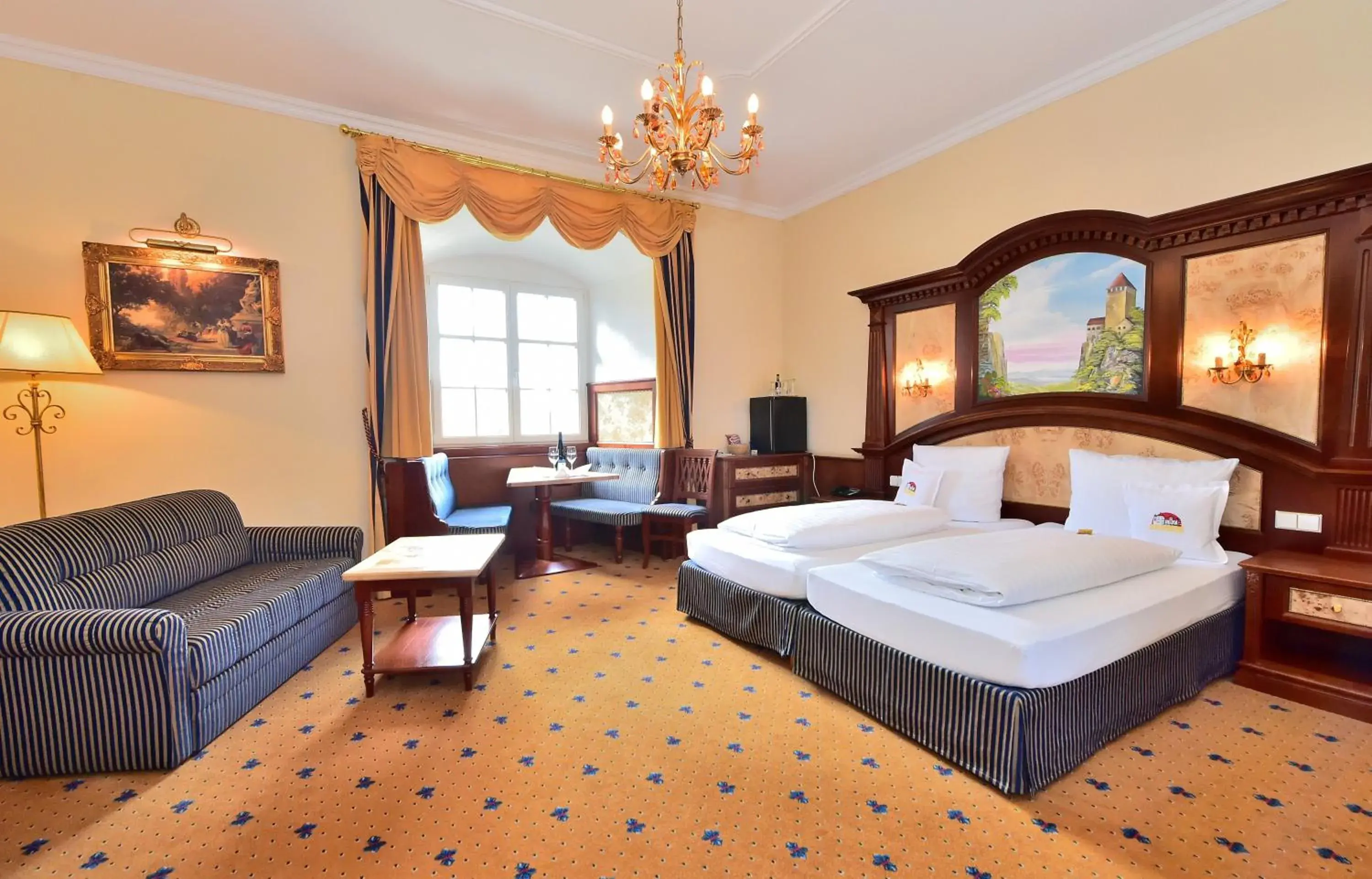 Double Room for Single Use in Schloss Hotel Wasserburg Double Room for Single Use in Schloss Hotel Wasserburg