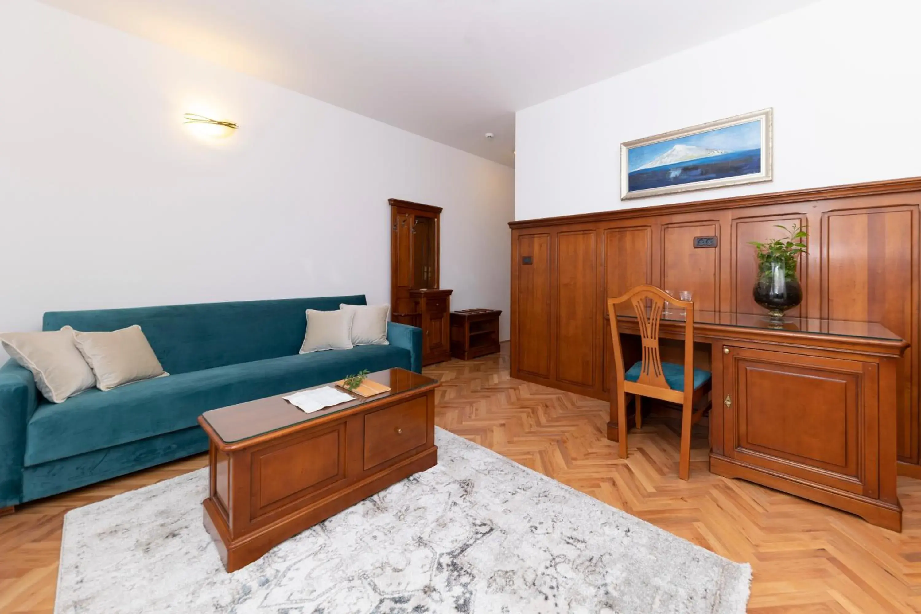 Deluxe Double Room in Heritage Hotel Tisno Deluxe Double Room in Heritage Hotel Tisno