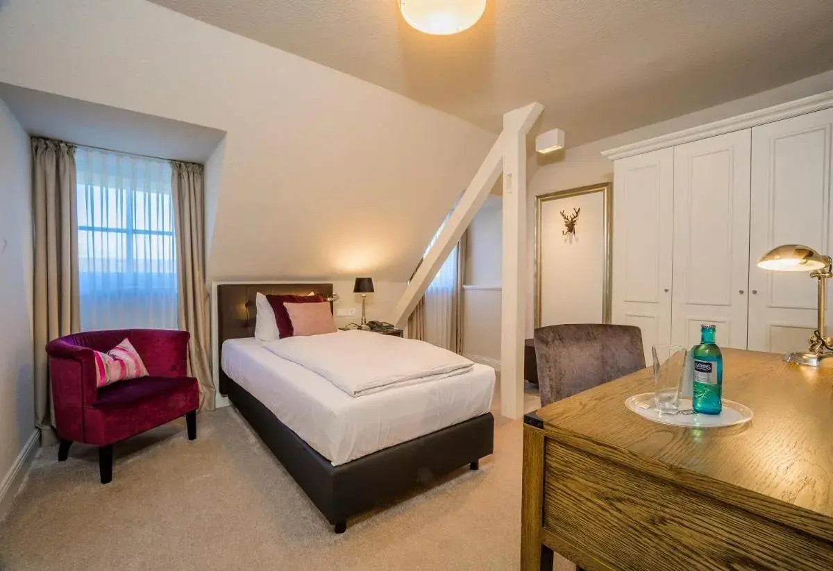 Comfort Double Room - single occupancy in Landhotel Donner Comfort Double Room - single occupancy in Landhotel Donner