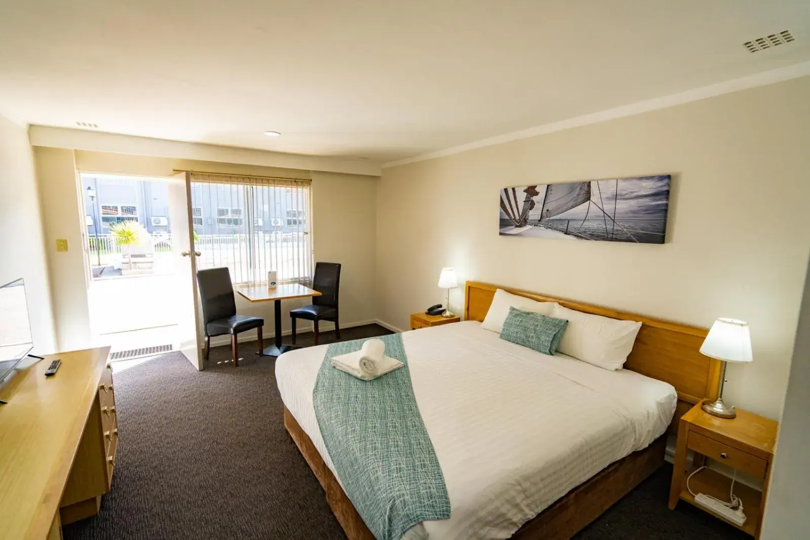 Executive King Room in Hospitality Esperance SureStay Collection by Best Western Executive King Room in Hospitality Esperance SureStay Collection by Best Western