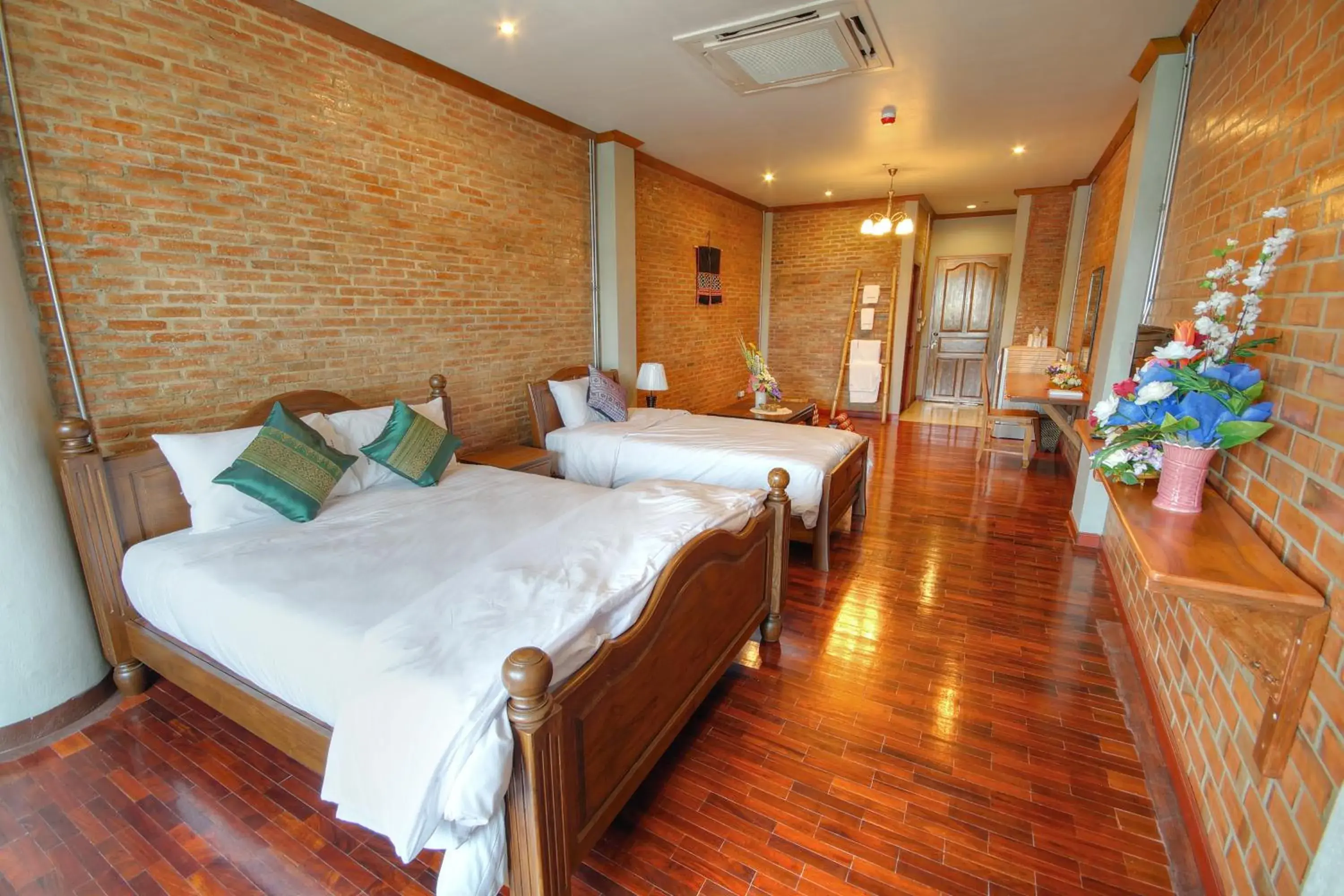 Deluxe Triple Room in Saeng Panya Home SHA Plus Deluxe Triple Room in Saeng Panya Home SHA Plus