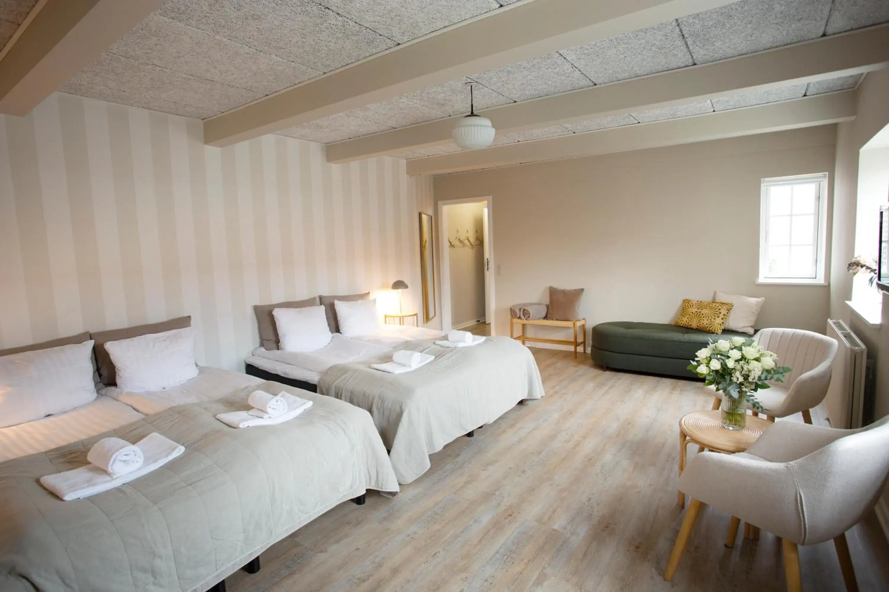 Family Suite - single occupancy in HotelVFjorden Family Suite - single occupancy in HotelVFjorden