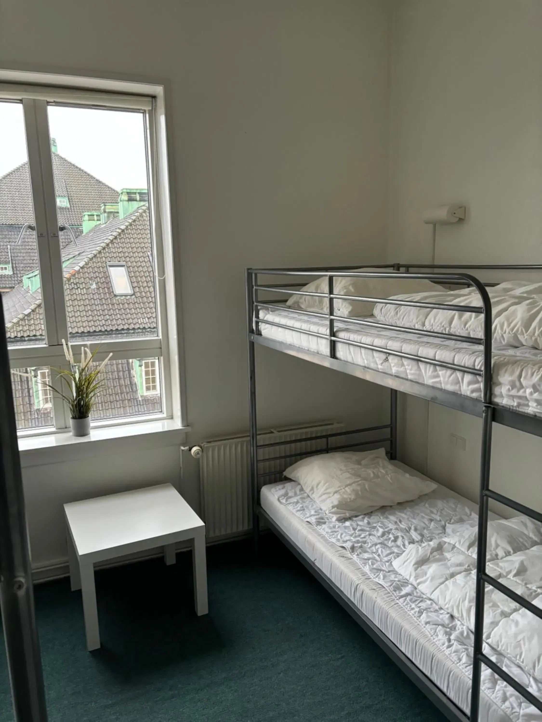 Standard Quadruple Room in Danhostel Odense City Standard Quadruple Room in Danhostel Odense City