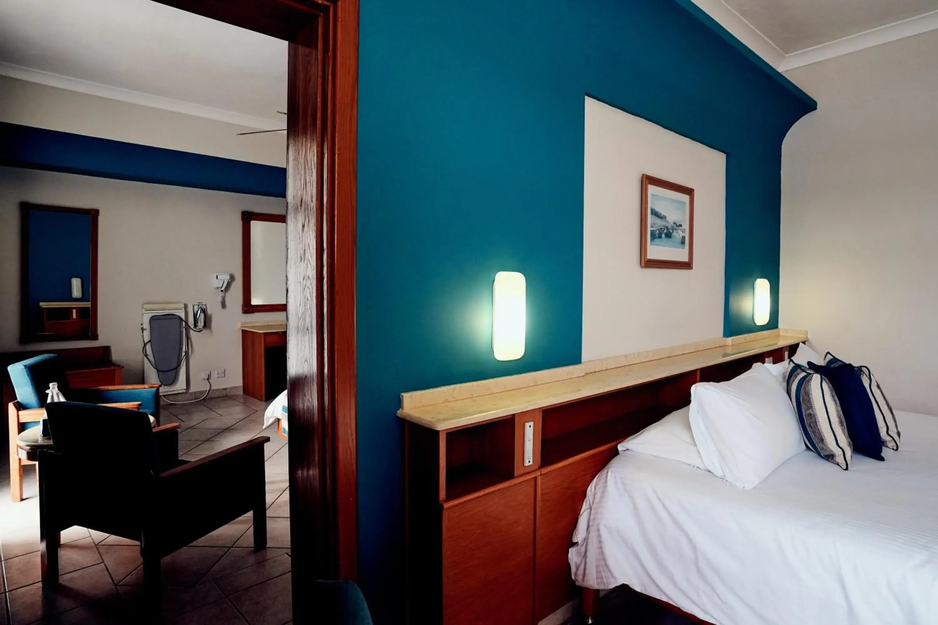 Two Connecting Family Rooms in Paradise Bay Resort Two Connecting Family Rooms in Paradise Bay Resort