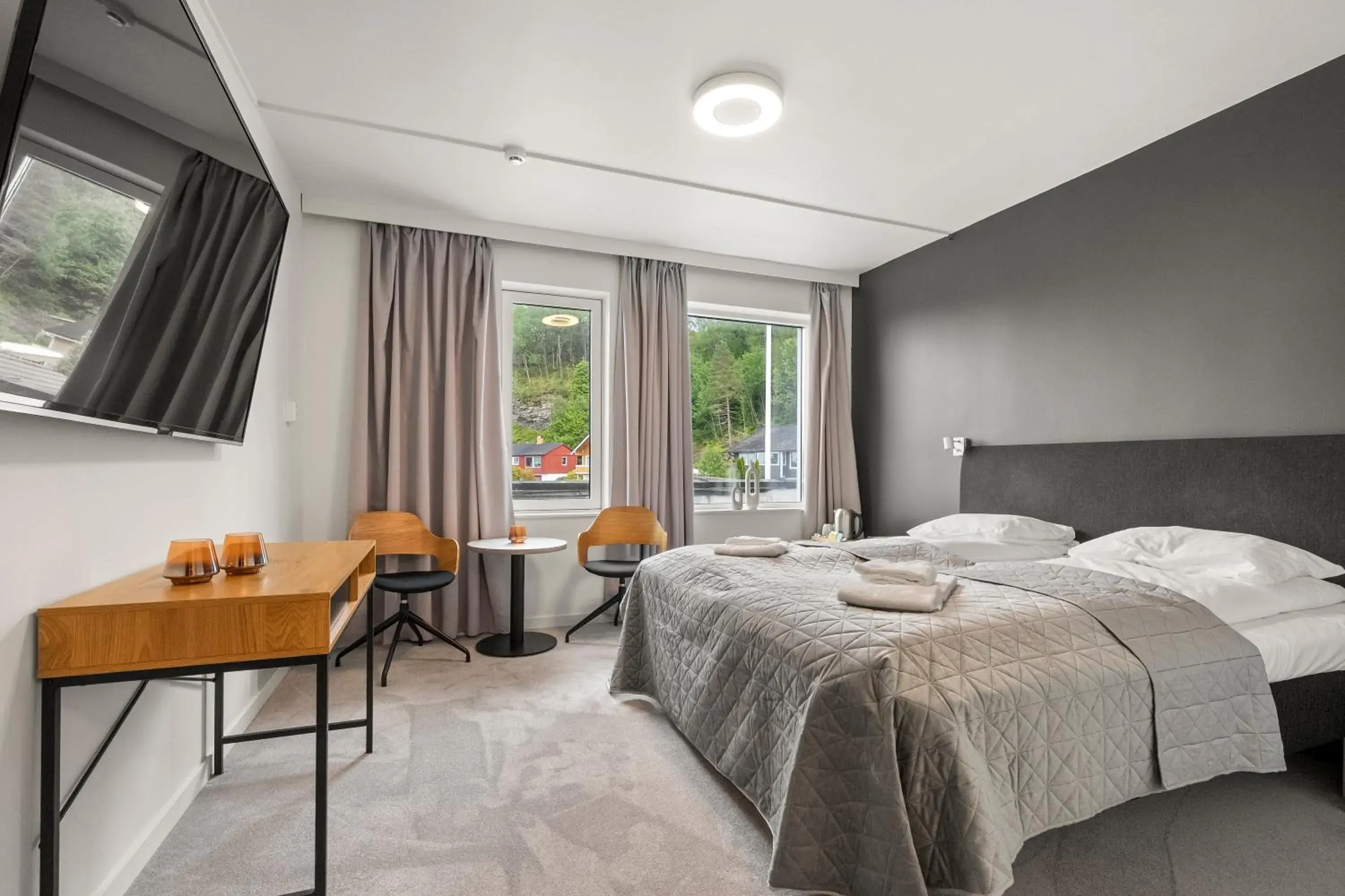 Deluxe Double Room in Kinn Hotell Florø Deluxe Double Room in Kinn Hotell Florø