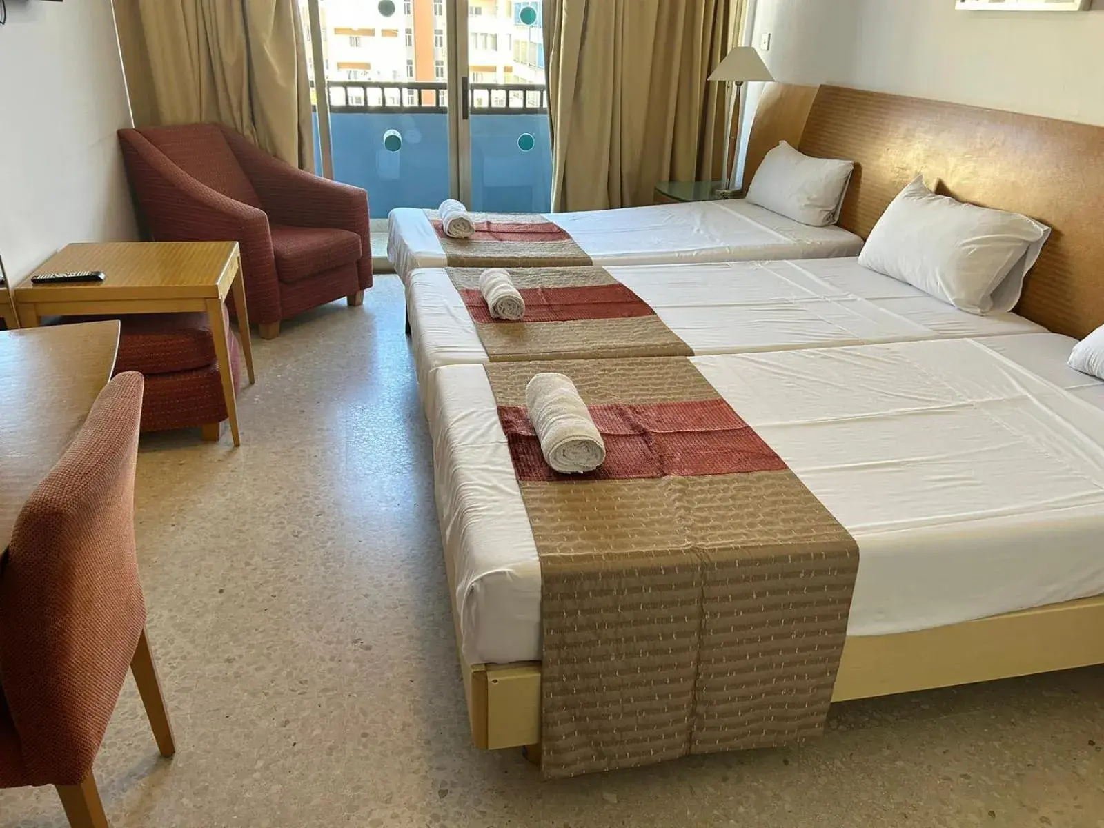 Triple Room with Pool View in The St. George’s Park Hotel Triple Room with Pool View in The St. George’s Park Hotel