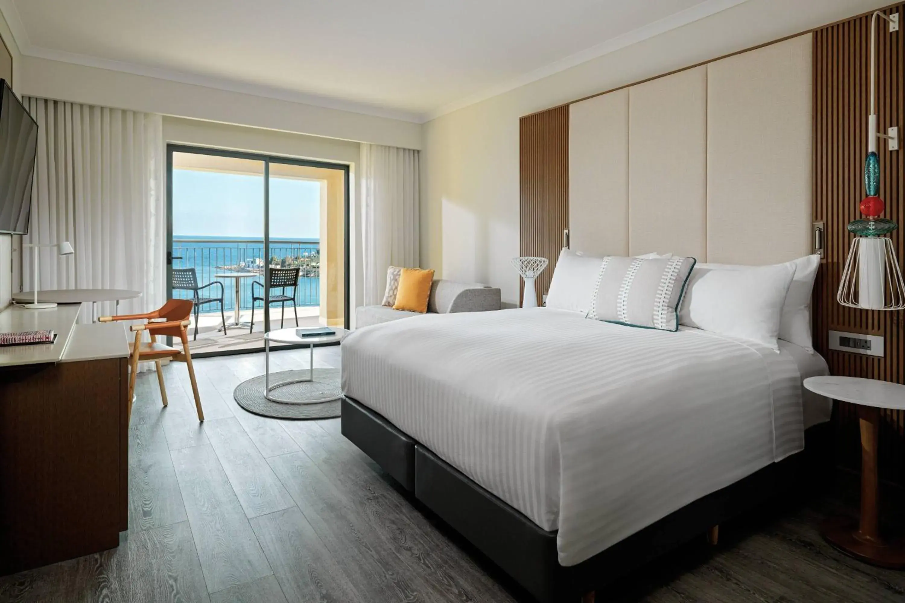 Deluxe Sea View Room With 1 King Bed with Balcony in Malta Marriott Resort & Spa Deluxe Sea View Room With 1 King Bed with Balcony in Malta Marriott Resort & Spa