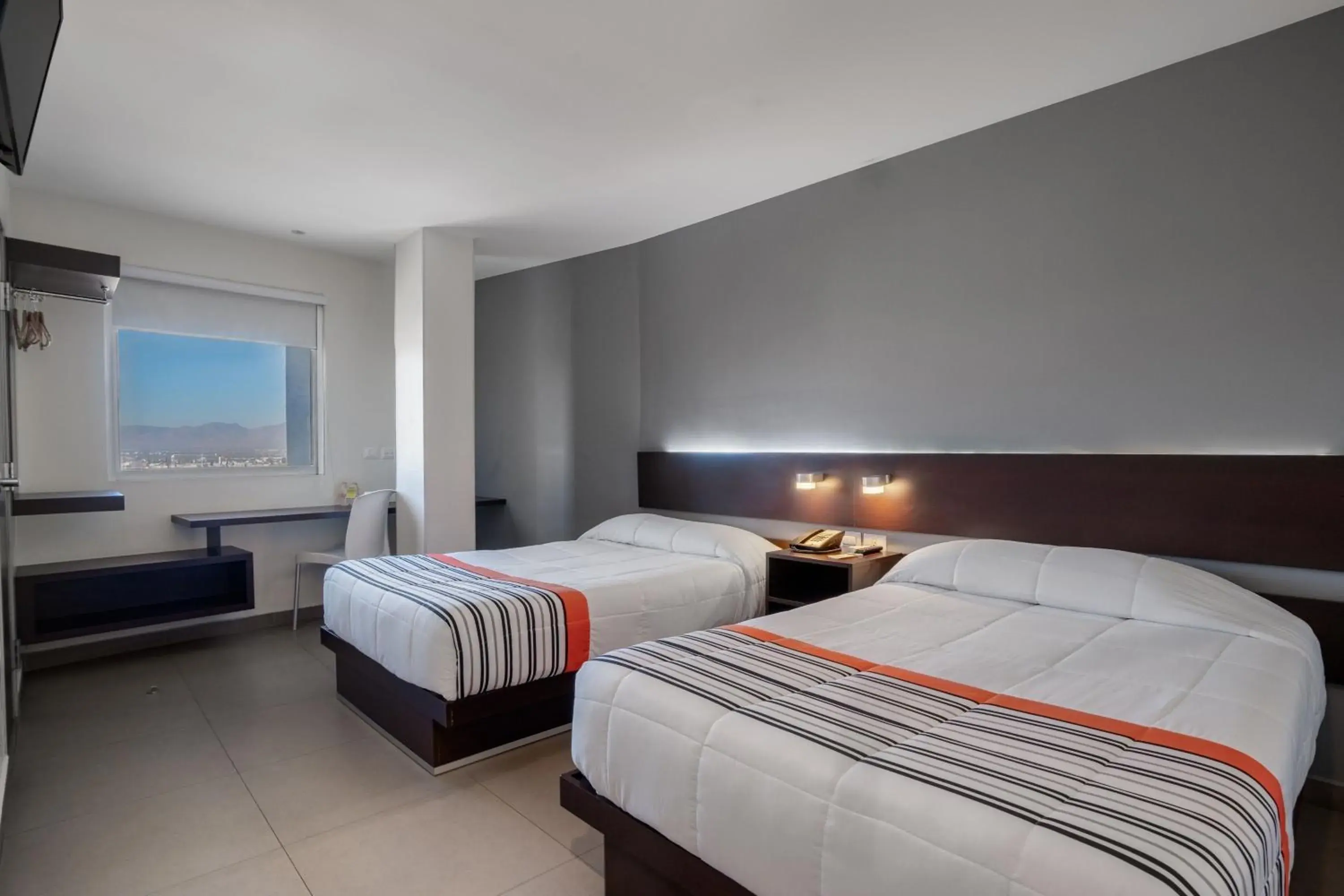 Double Room with Two Double Beds in City Express Junior by Marriott Aguascalientes Centro Double Room with Two Double Beds in City Express Junior by Marriott Aguascalientes Centro